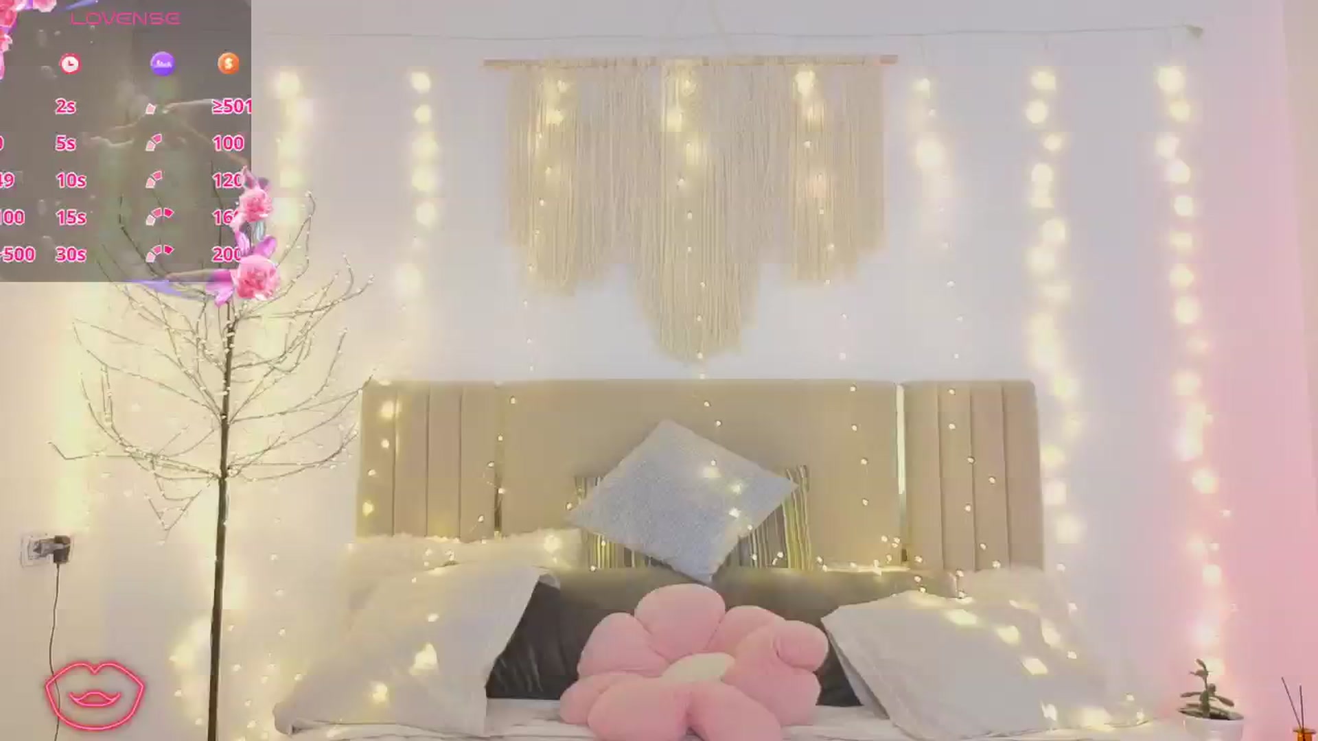Gallery image thumbnail from M1ss_arina's myfreecams stream on, 12/16/2025, 04:56 image 13 of 20