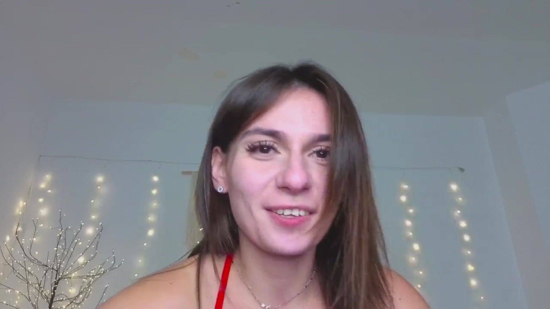 Gallery image thumbnail from M1ss_arina's myfreecams stream on, 12/18/2025, 01:05 image 18 of 20