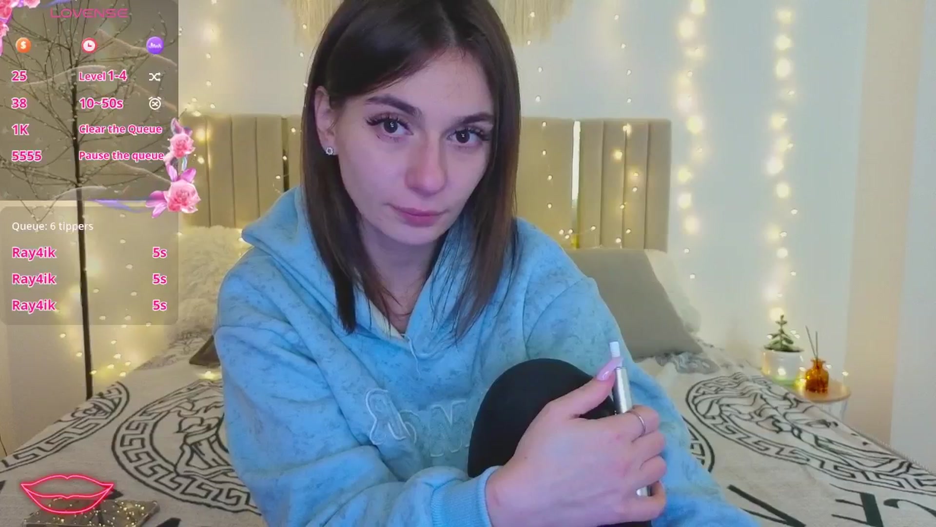 Gallery image thumbnail from M1ss_arina's myfreecams stream on, 12/18/2025, 04:37 image 6 of 20