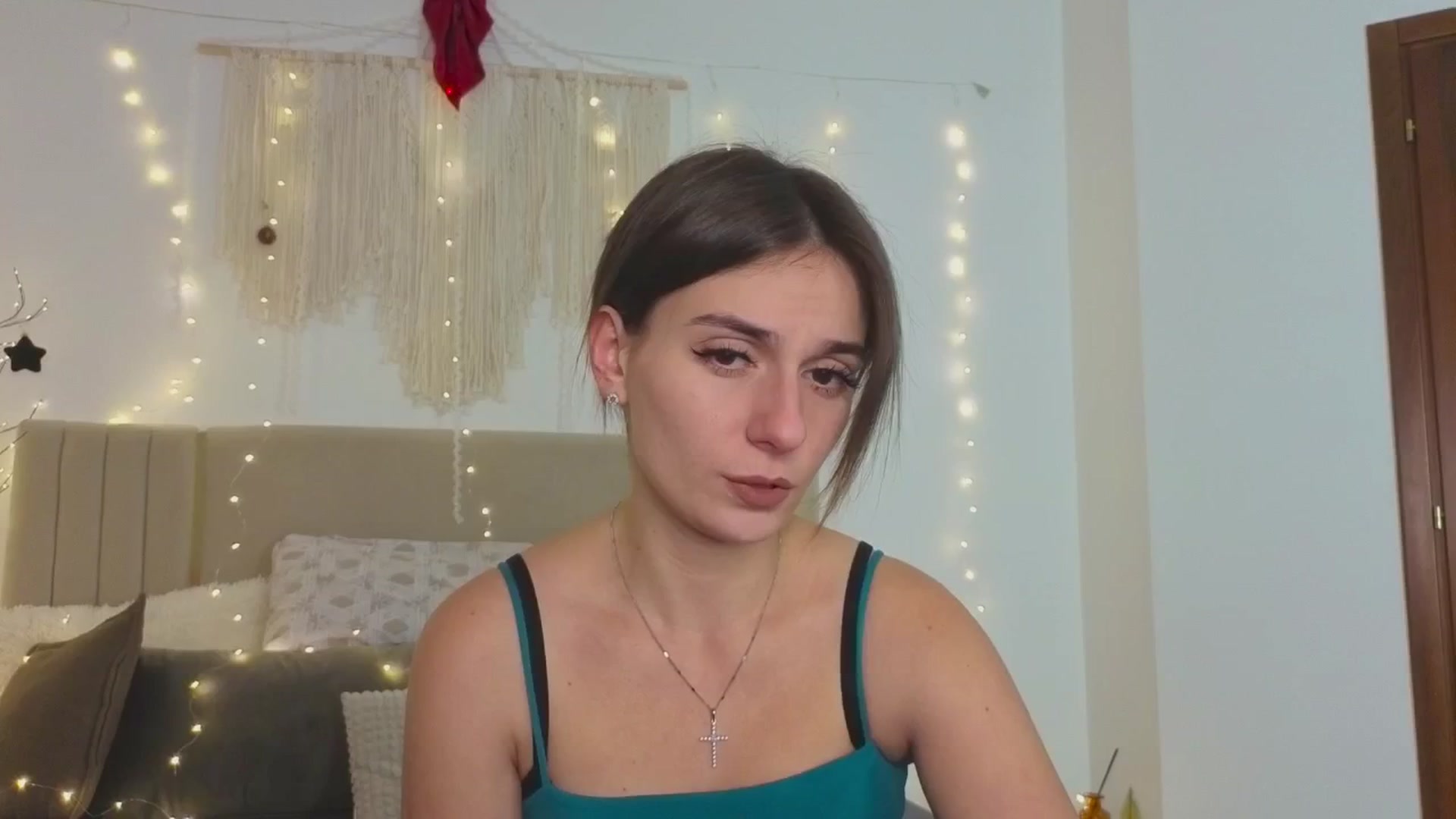Gallery image thumbnail from M1ss_arina's myfreecams stream on, 12/21/2025, 01:36 image 1 of 20