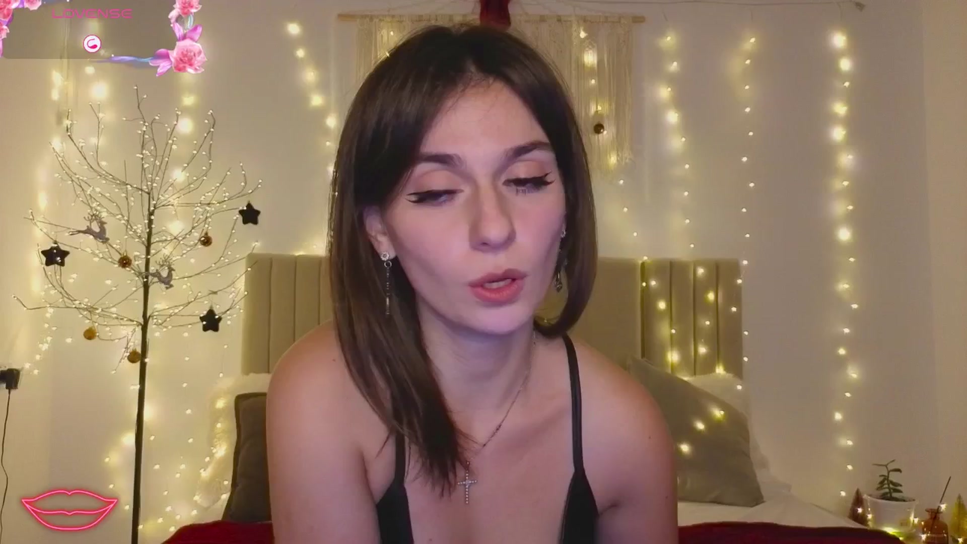 Gallery image thumbnail from M1ss_arina's myfreecams stream on, 12/23/2025, 01:27 image 9 of 20