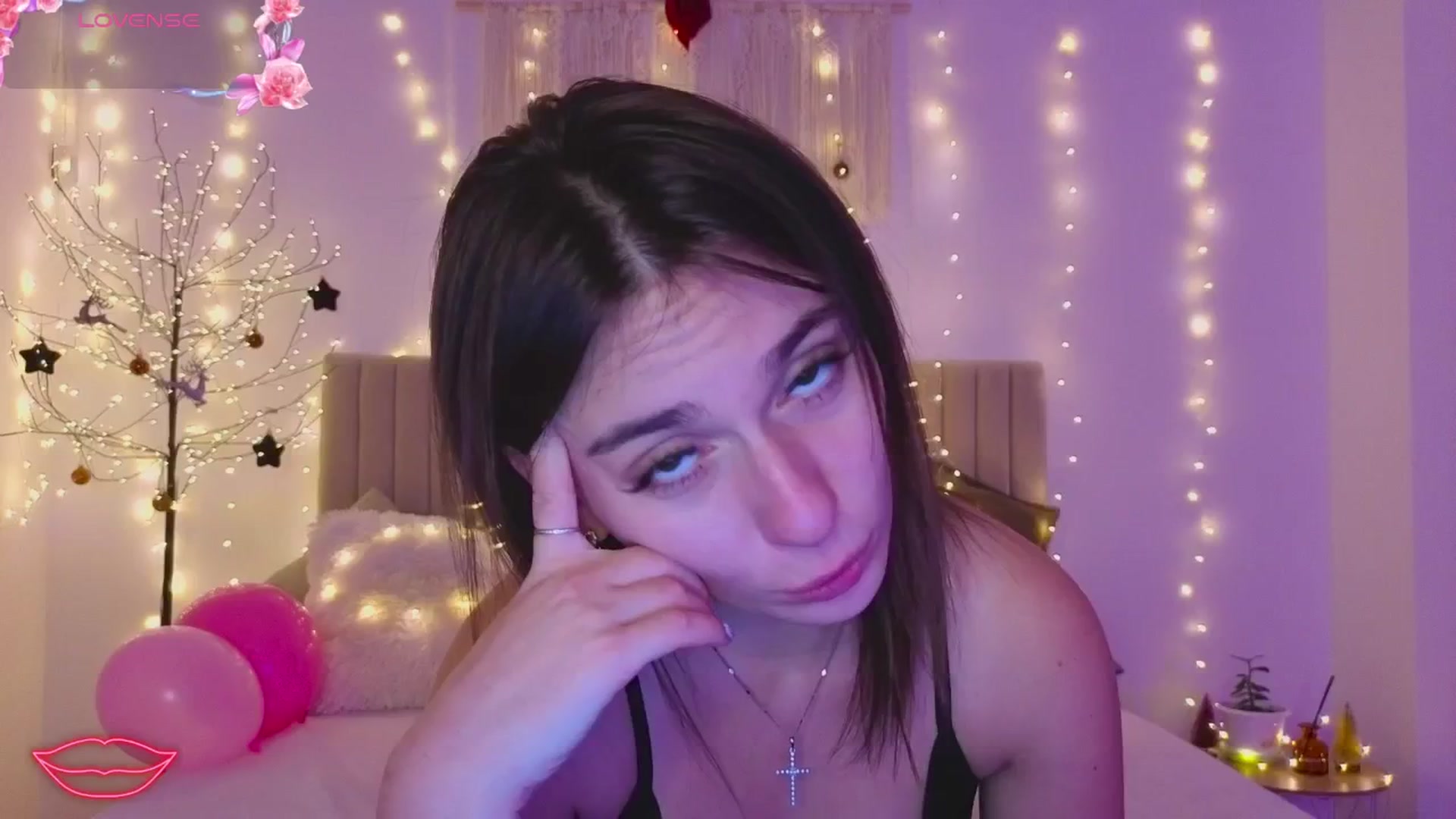 Gallery image thumbnail from M1ss_arina's myfreecams stream on, 12/24/2025, 02:41 image 17 of 20