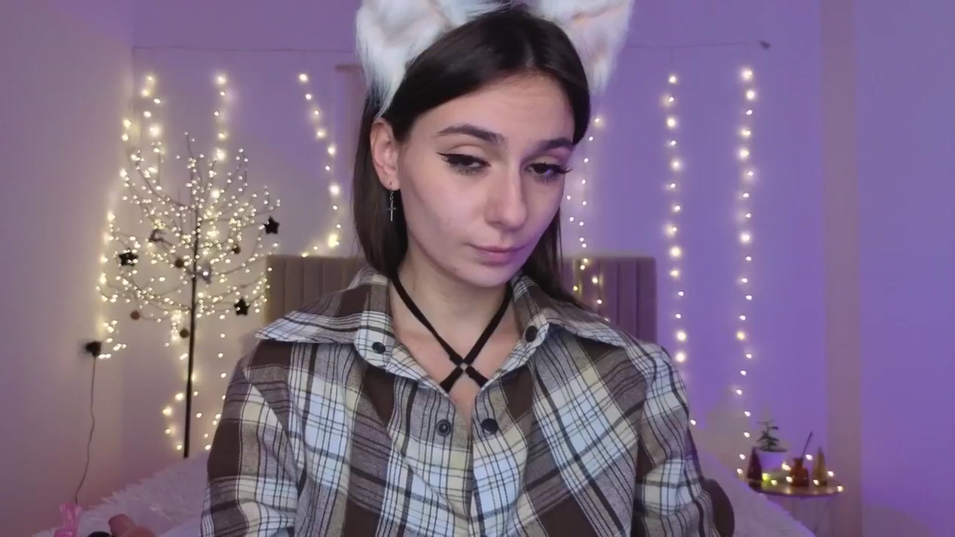 Gallery image thumbnail from M1ss_arina's myfreecams stream on, 12/27/2025, 23:29 image 9 of 20