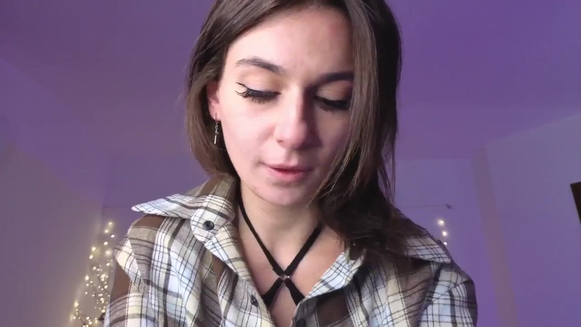 Gallery image thumbnail from M1ss_arina's myfreecams stream on, 12/27/2025, 23:29 image 17 of 20