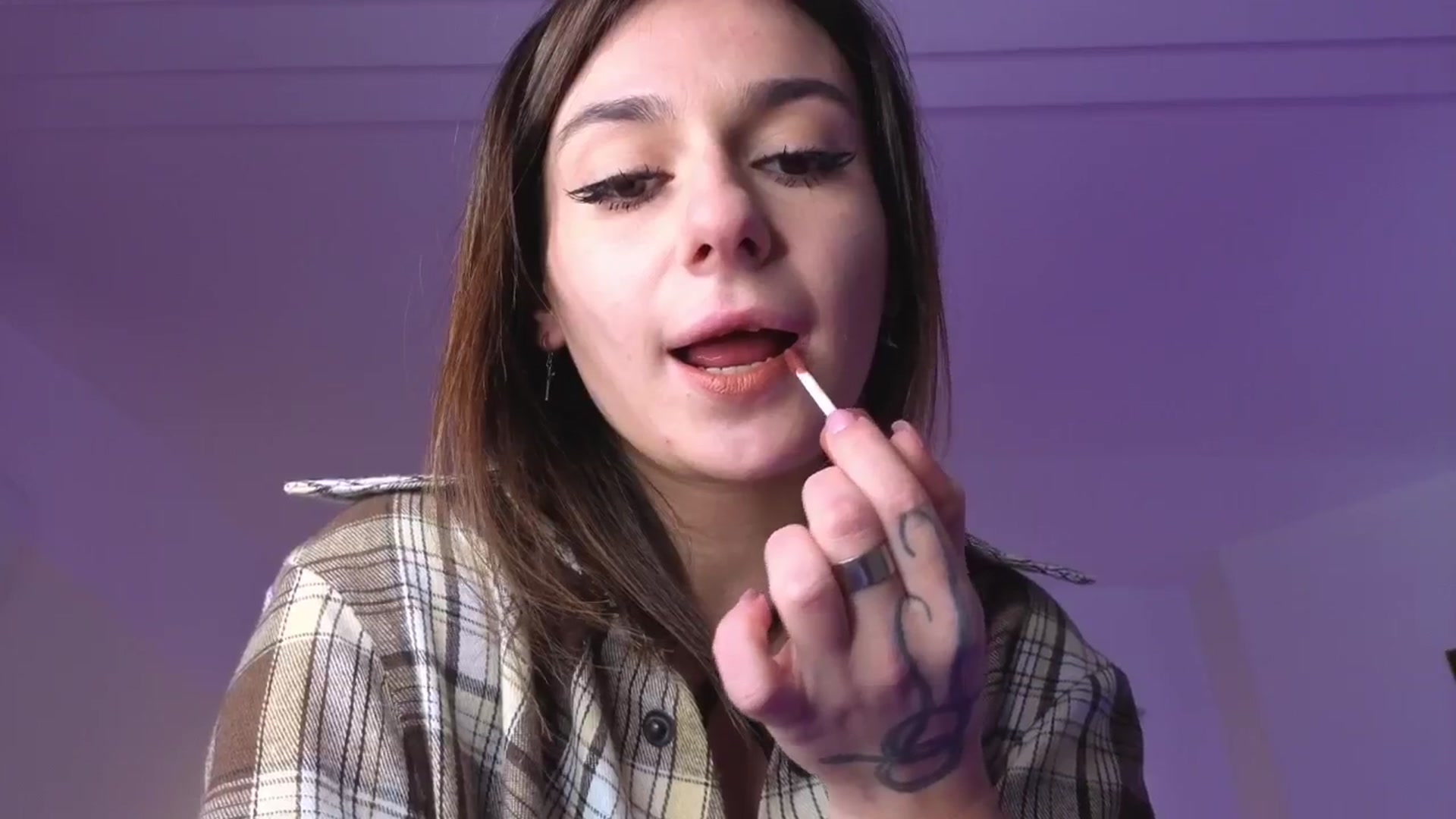 Gallery image thumbnail from M1ss_arina's myfreecams stream on, 12/27/2025, 23:29 image 18 of 20