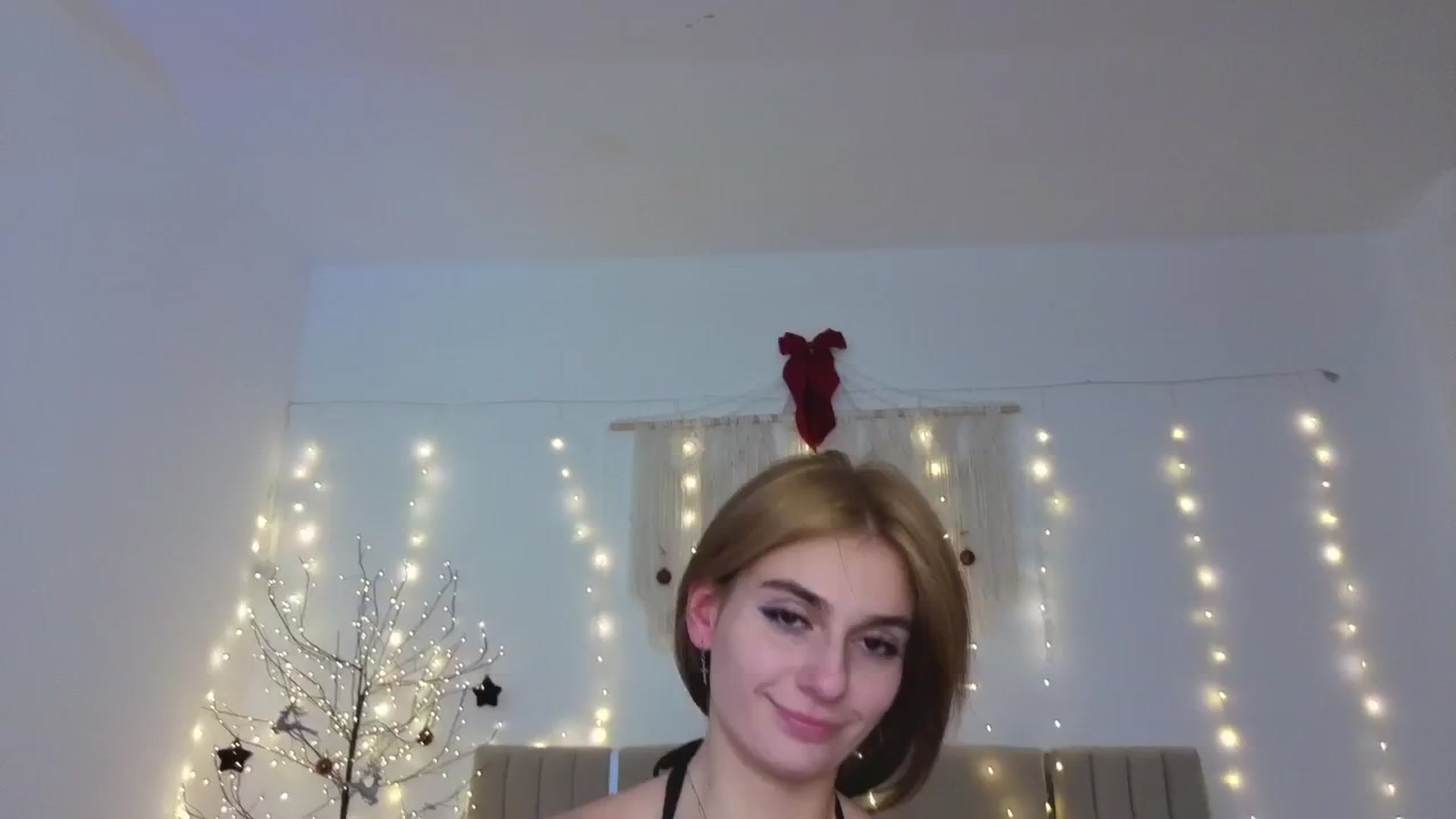 Gallery image thumbnail from M1ss_arina's myfreecams stream on, 01/04/2026, 01:33 image 3 of 20