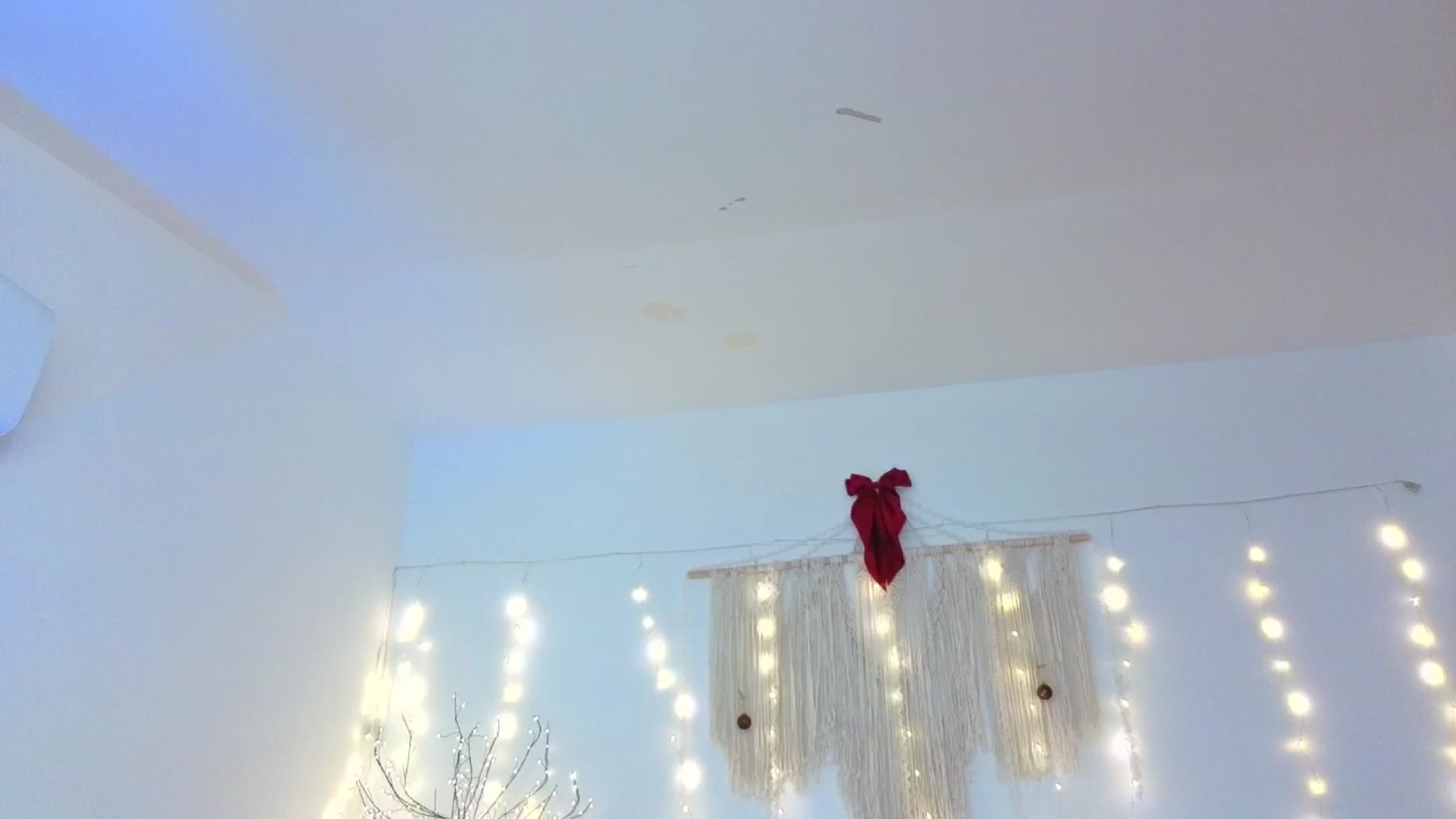 Gallery image thumbnail from M1ss_arina's myfreecams stream on, 01/04/2026, 02:53 image 14 of 20
