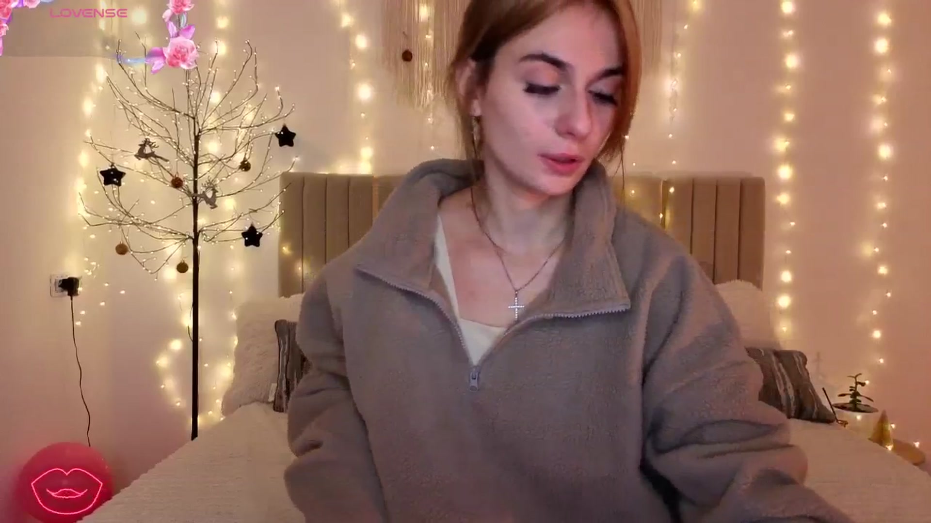 Gallery image thumbnail from M1ss_arina's myfreecams stream on, 01/06/2026, 02:10 image 3 of 20