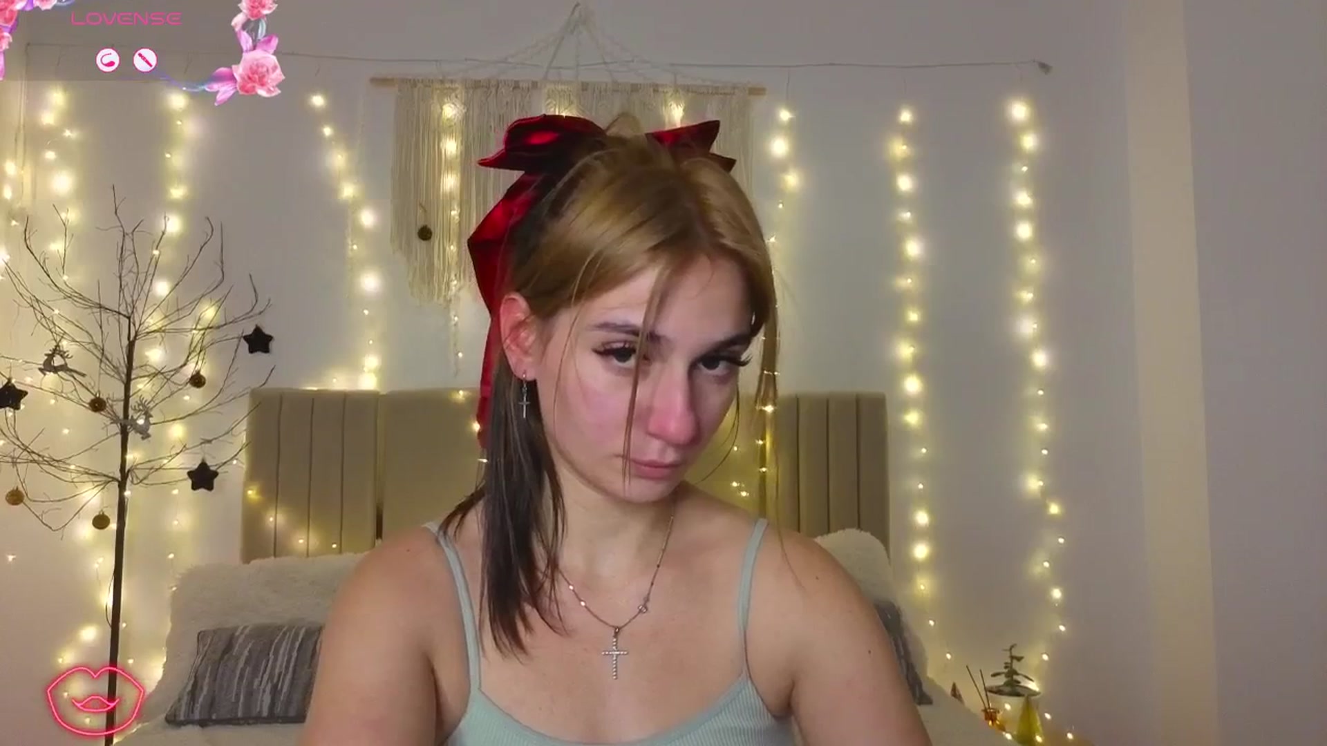 Gallery image thumbnail from M1ss_arina's myfreecams stream on, 01/09/2026, 02:19 image 11 of 20