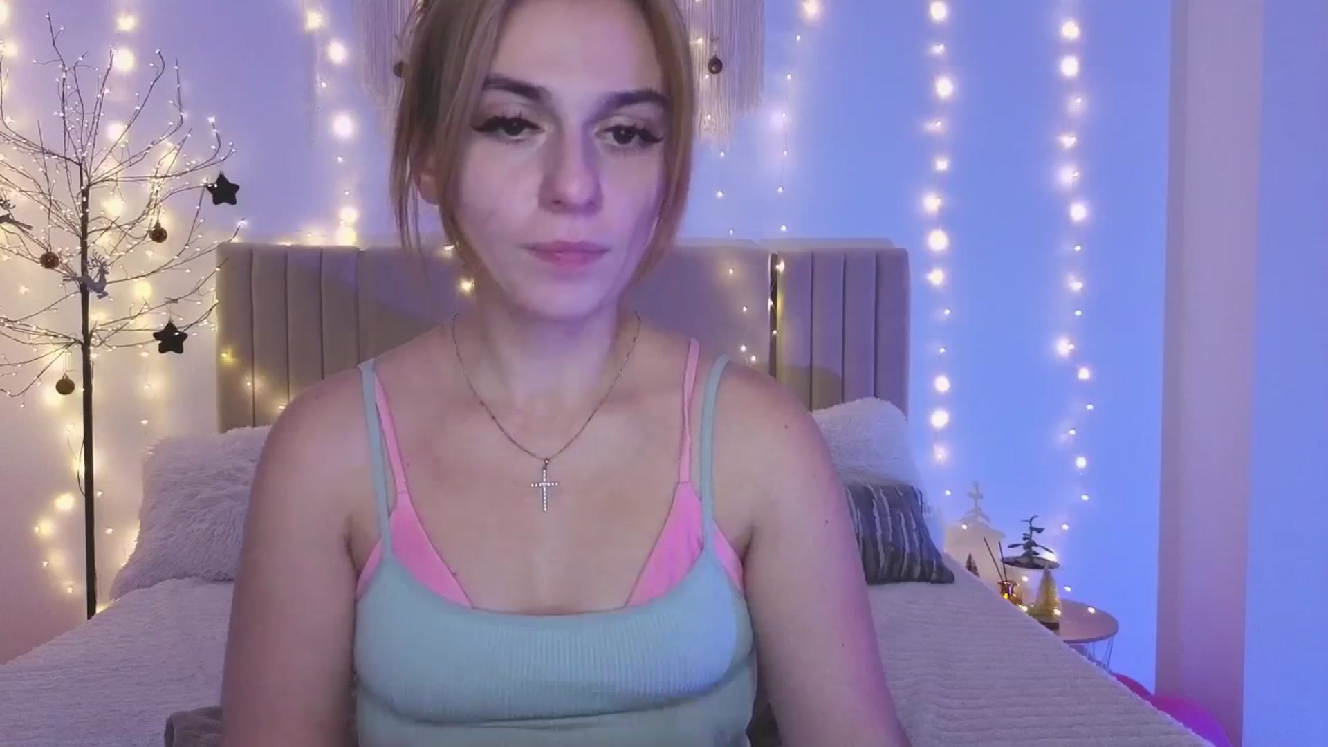 Gallery image thumbnail from M1ss_arina's myfreecams stream on, 01/10/2026, 01:22 image 9 of 20