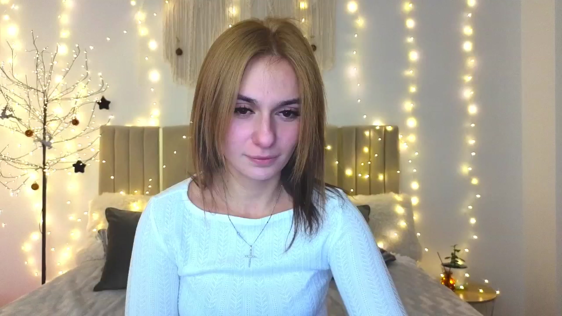 Gallery image thumbnail from M1ss_arina's myfreecams stream on, 01/13/2026, 24:01 image 1 of 20