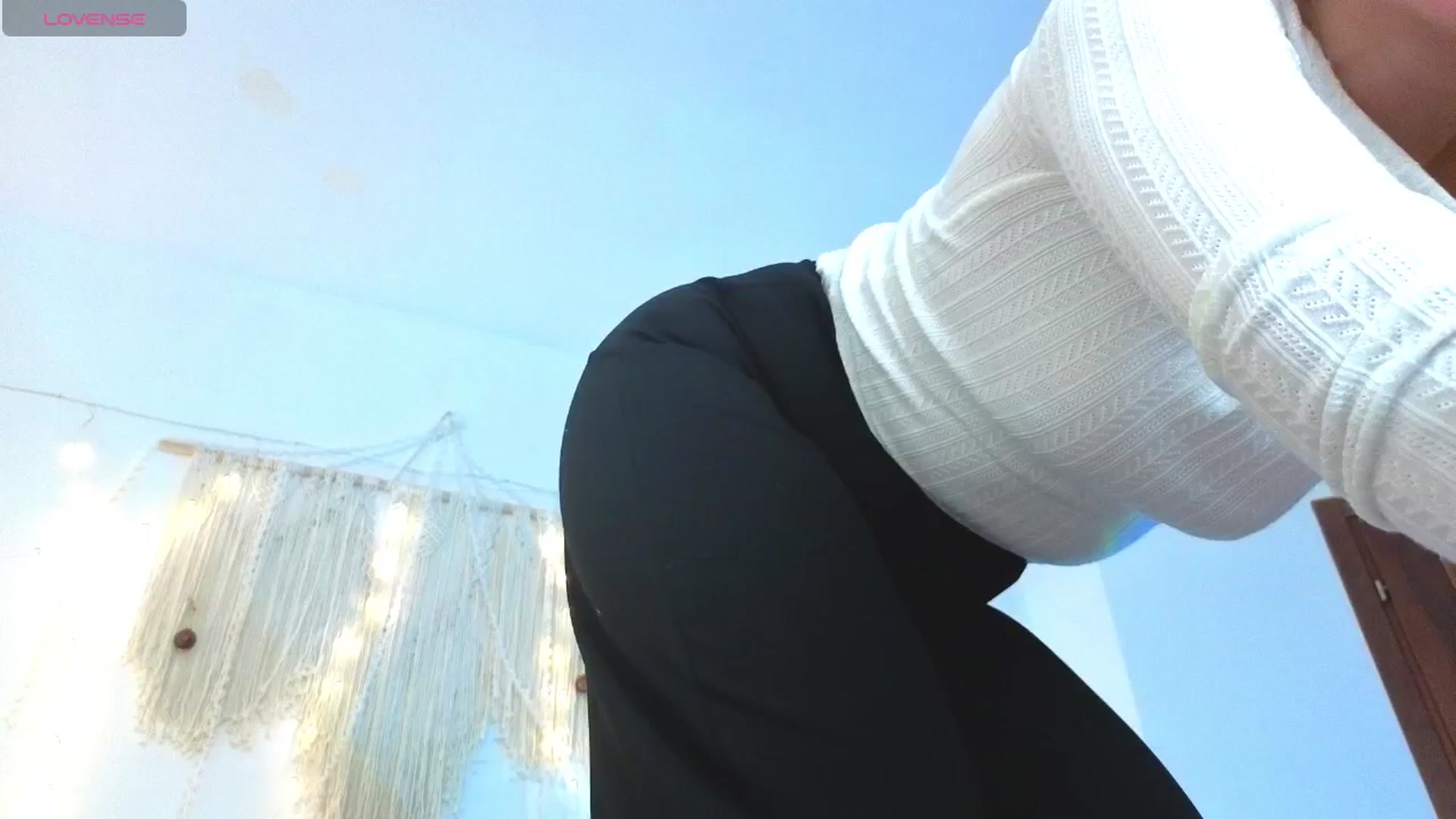 Gallery image thumbnail from M1ss_arina's myfreecams stream on, 01/13/2026, 03:51 image 7 of 20