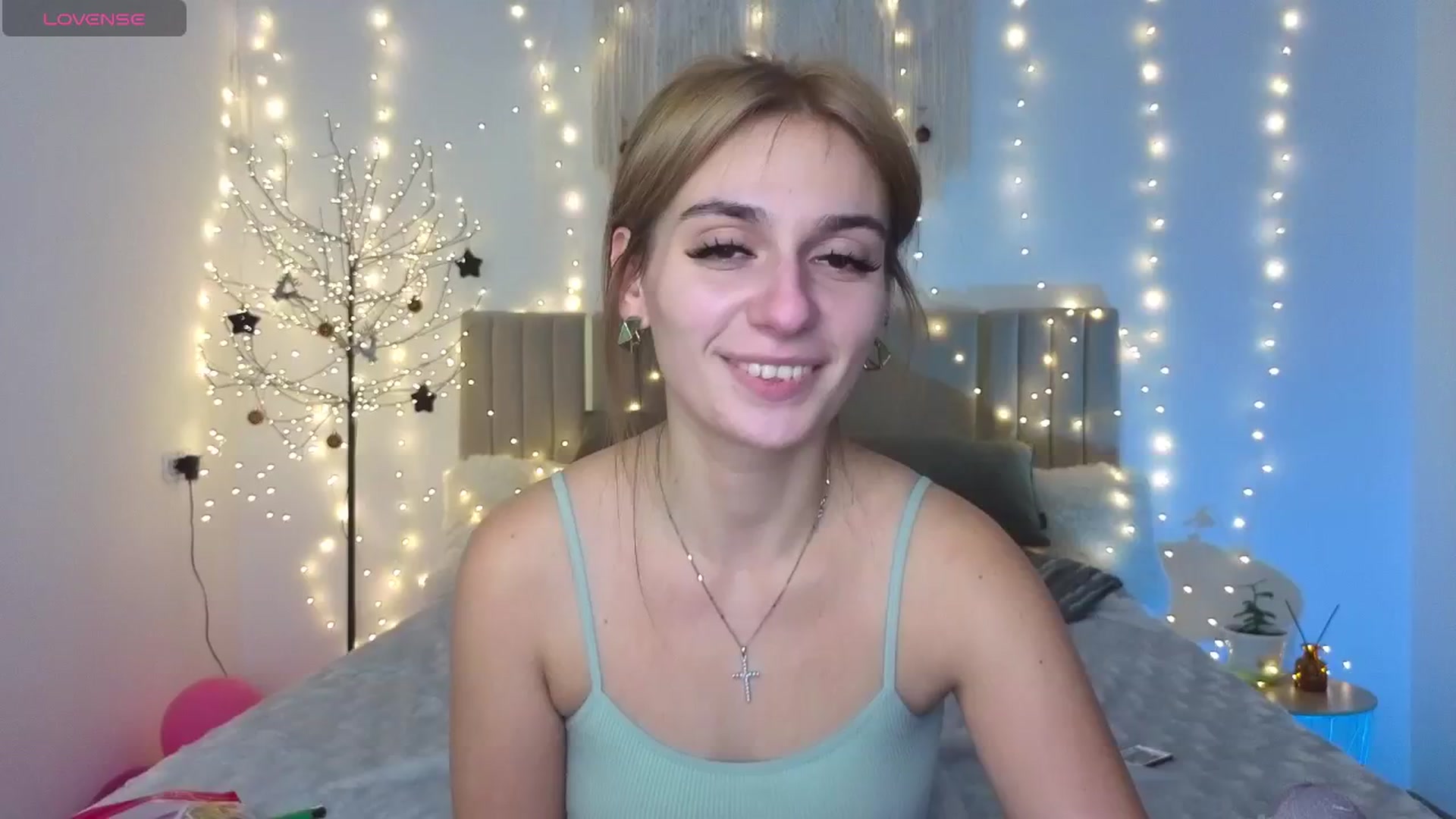 Gallery image thumbnail from M1ss_arina's myfreecams stream on, 01/13/2026, 03:51 image 10 of 20