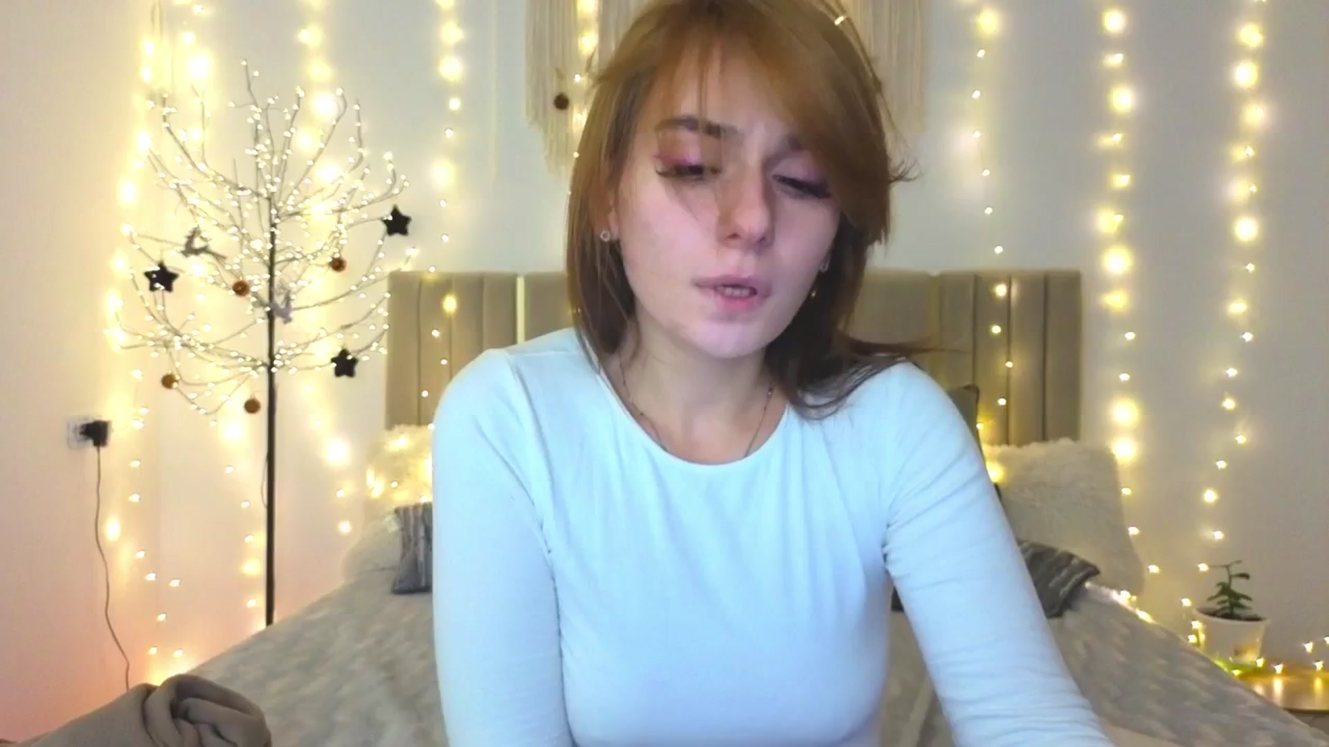 Gallery image thumbnail from M1ss_arina's myfreecams stream on, 01/16/2026, 04:56 image 2 of 20