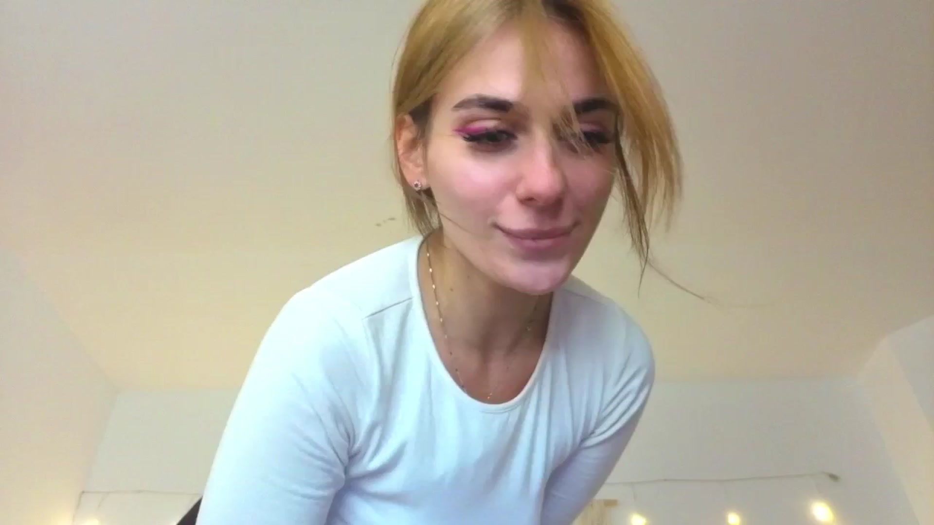Gallery image thumbnail from M1ss_arina's myfreecams stream on, 01/16/2026, 04:56 image 1 of 20