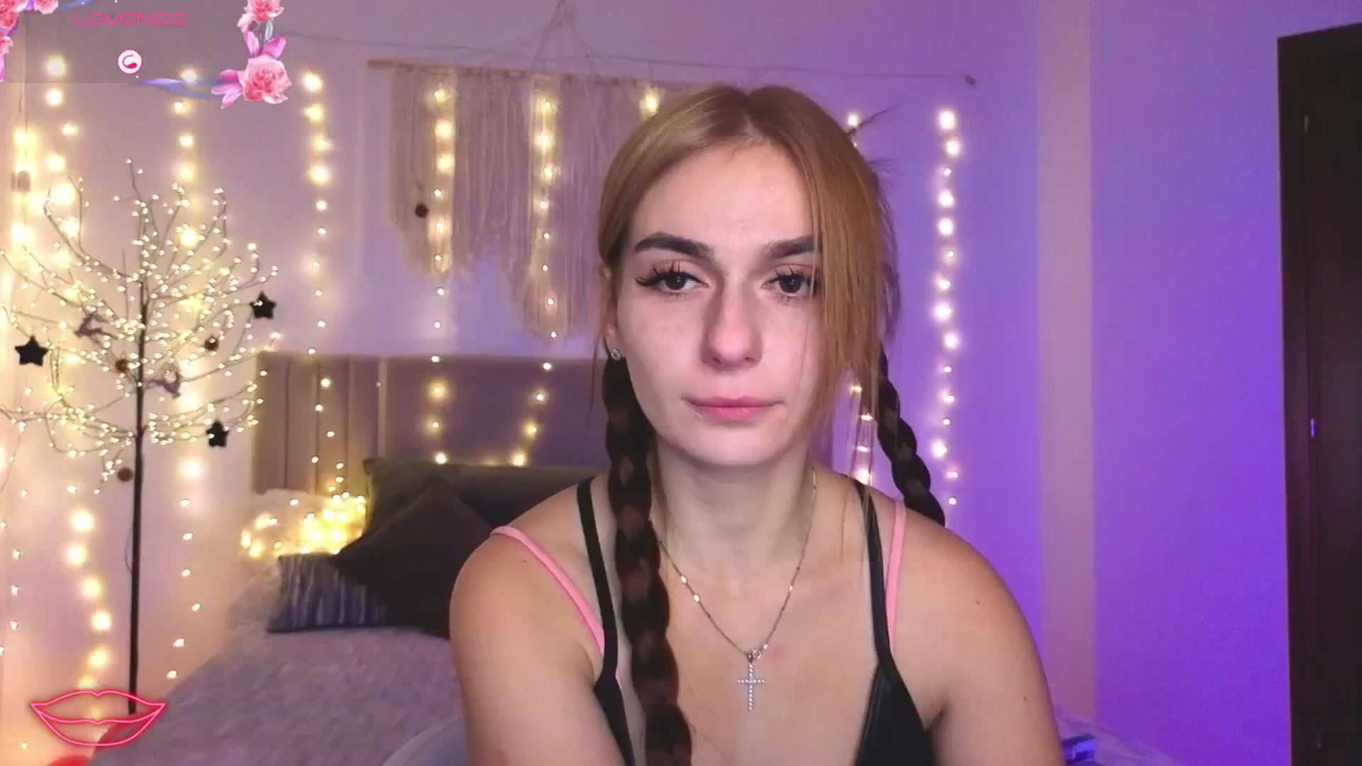 Gallery image thumbnail from M1ss_arina's myfreecams stream on, 01/18/2026, 24:02 image 1 of 20