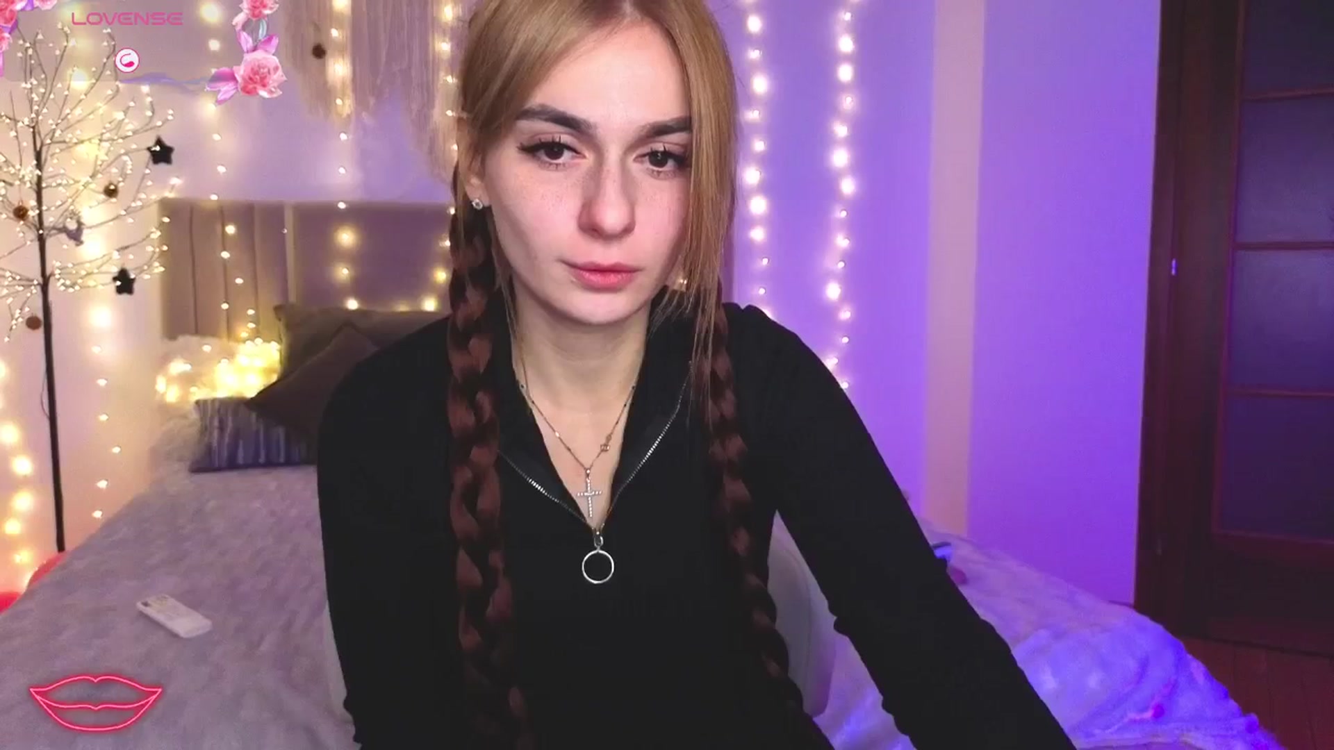 Gallery image thumbnail from M1ss_arina's myfreecams stream on, 01/18/2026, 24:02 image 8 of 20