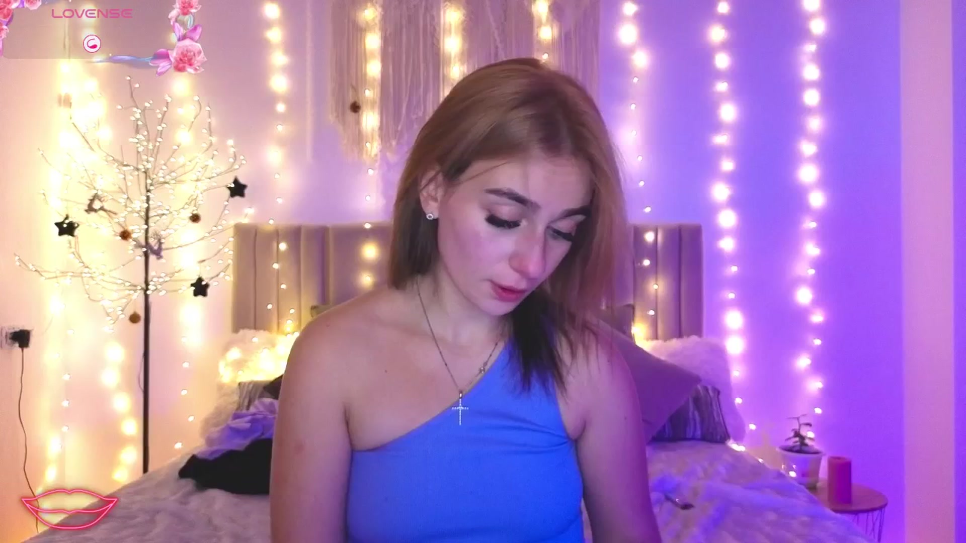 Gallery image thumbnail from M1ss_arina's myfreecams stream on, 01/18/2026, 04:10 image 18 of 20