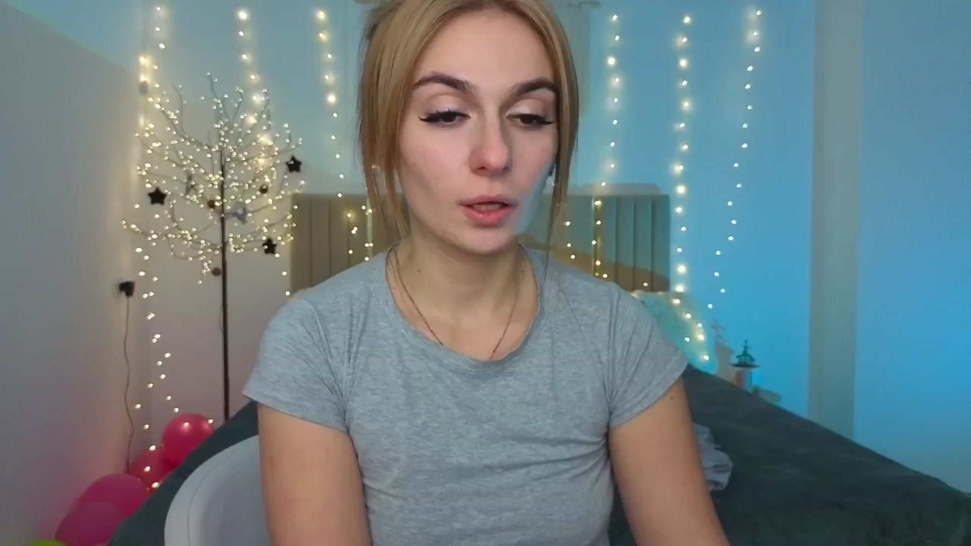 Gallery image thumbnail from M1ss_arina's myfreecams stream on, 01/21/2026, 04:46 image 11 of 20