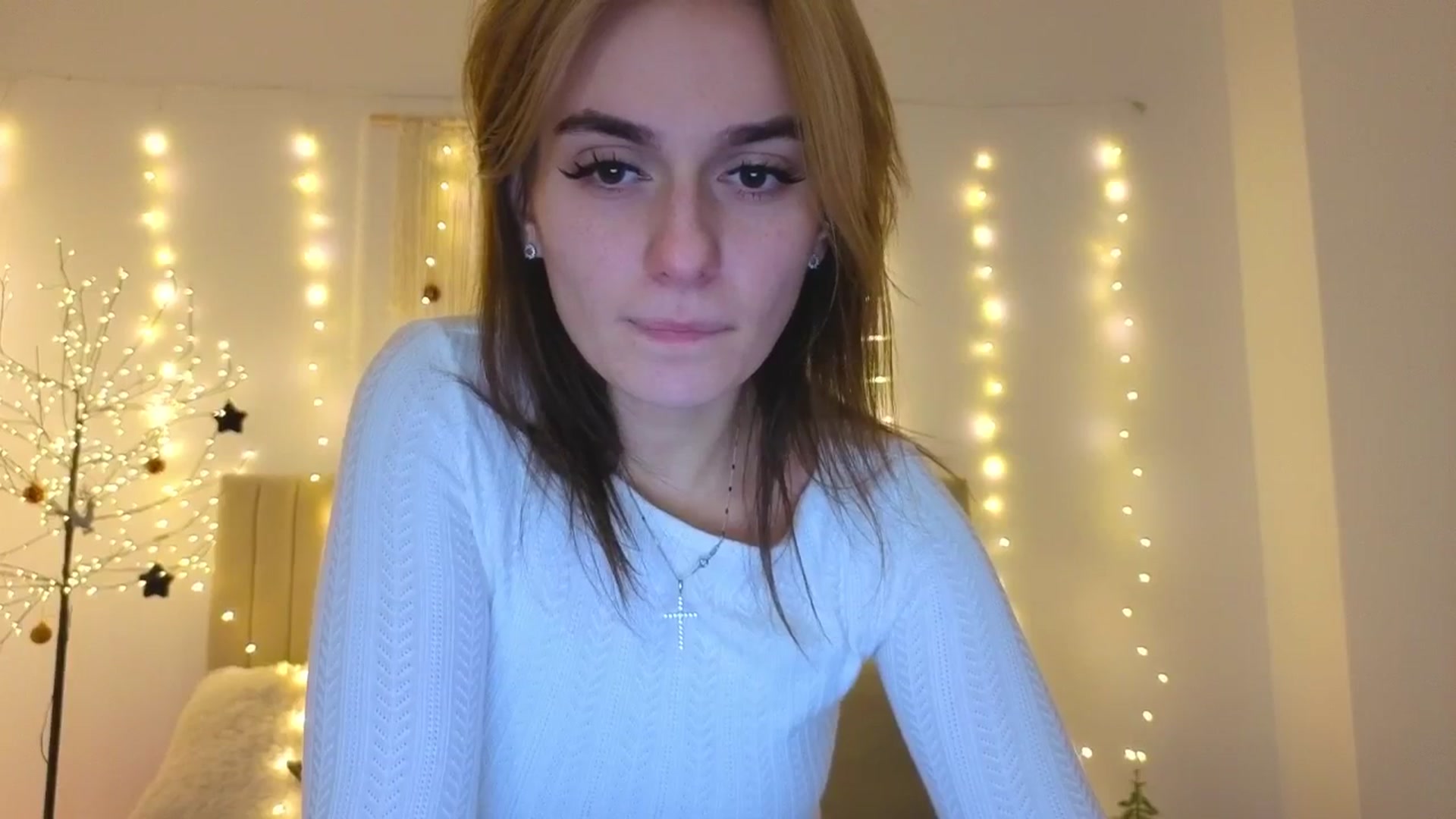 Gallery image thumbnail from M1ss_arina's myfreecams stream on, 01/23/2026, 04:37 image 15 of 20