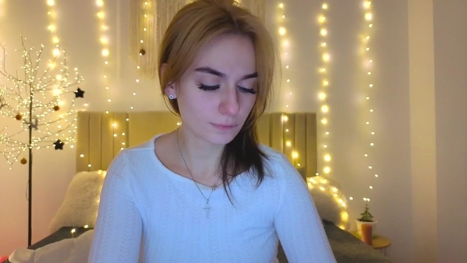 Gallery image thumbnail from M1ss_arina's myfreecams stream on, 01/23/2026, 04:37 image 8 of 20