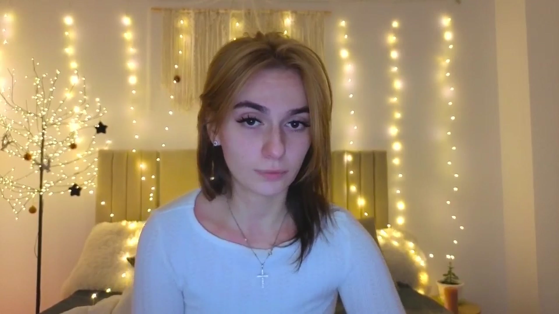Gallery image thumbnail from M1ss_arina's myfreecams stream on, 01/23/2026, 04:37 image 20 of 20