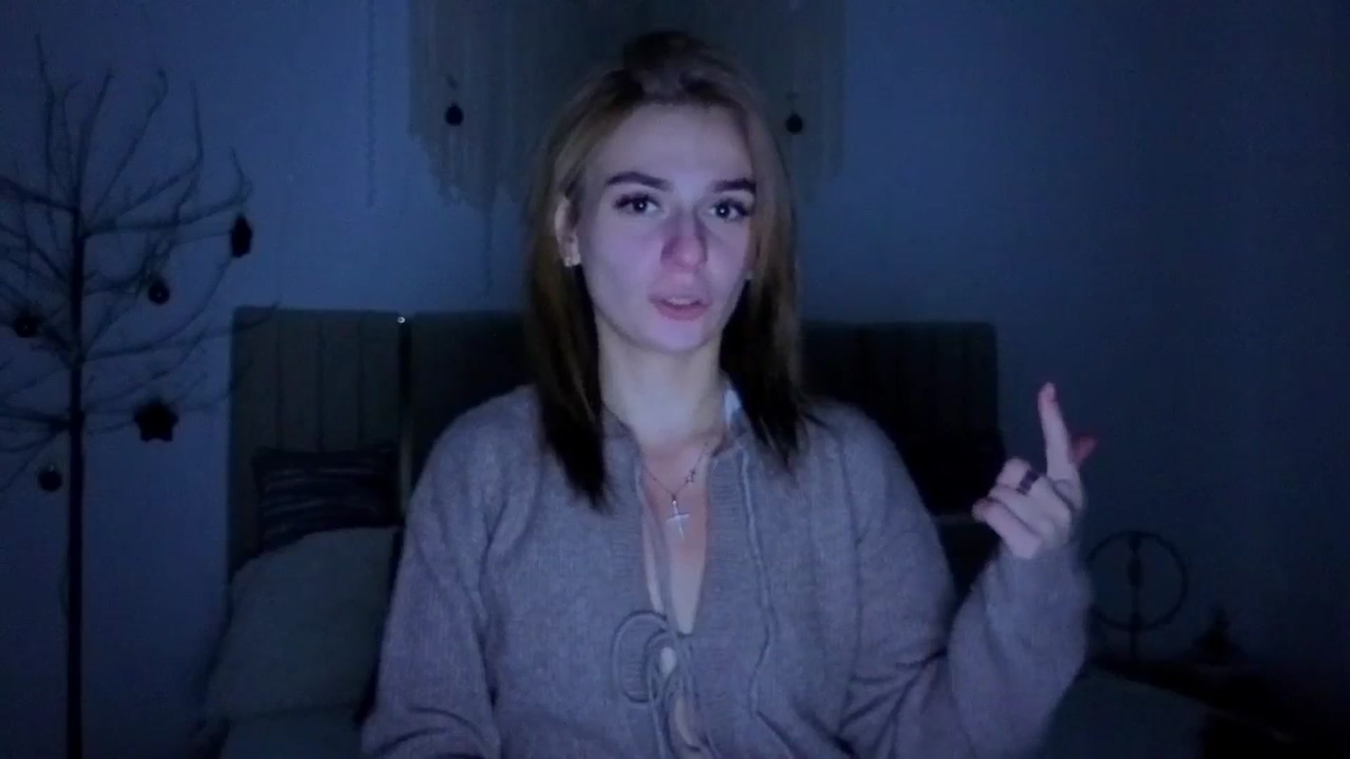 Gallery image thumbnail from M1ss_arina's myfreecams stream on, 01/26/2026, 23:22 image 16 of 20