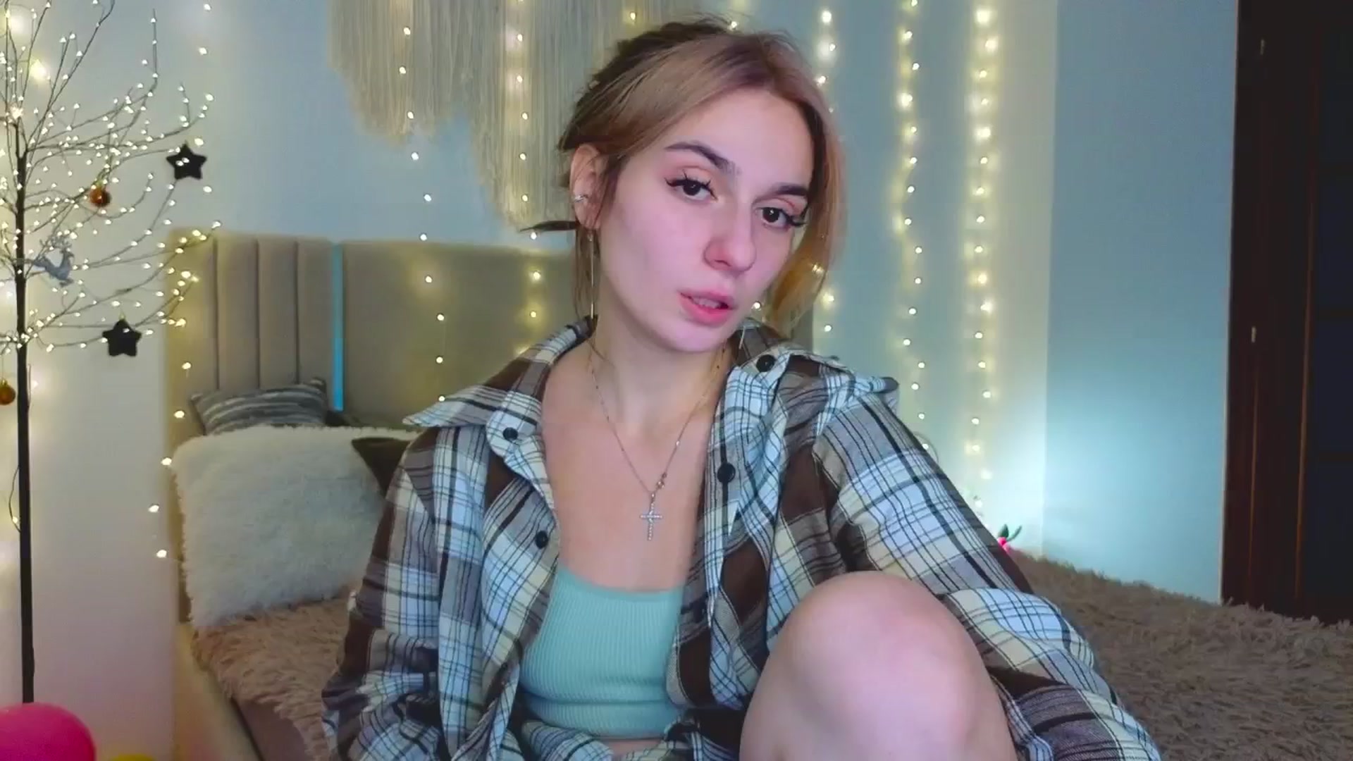 Gallery image thumbnail from M1ss_arina's myfreecams stream on, 02/04/2026, 08:39 image 1 of 20