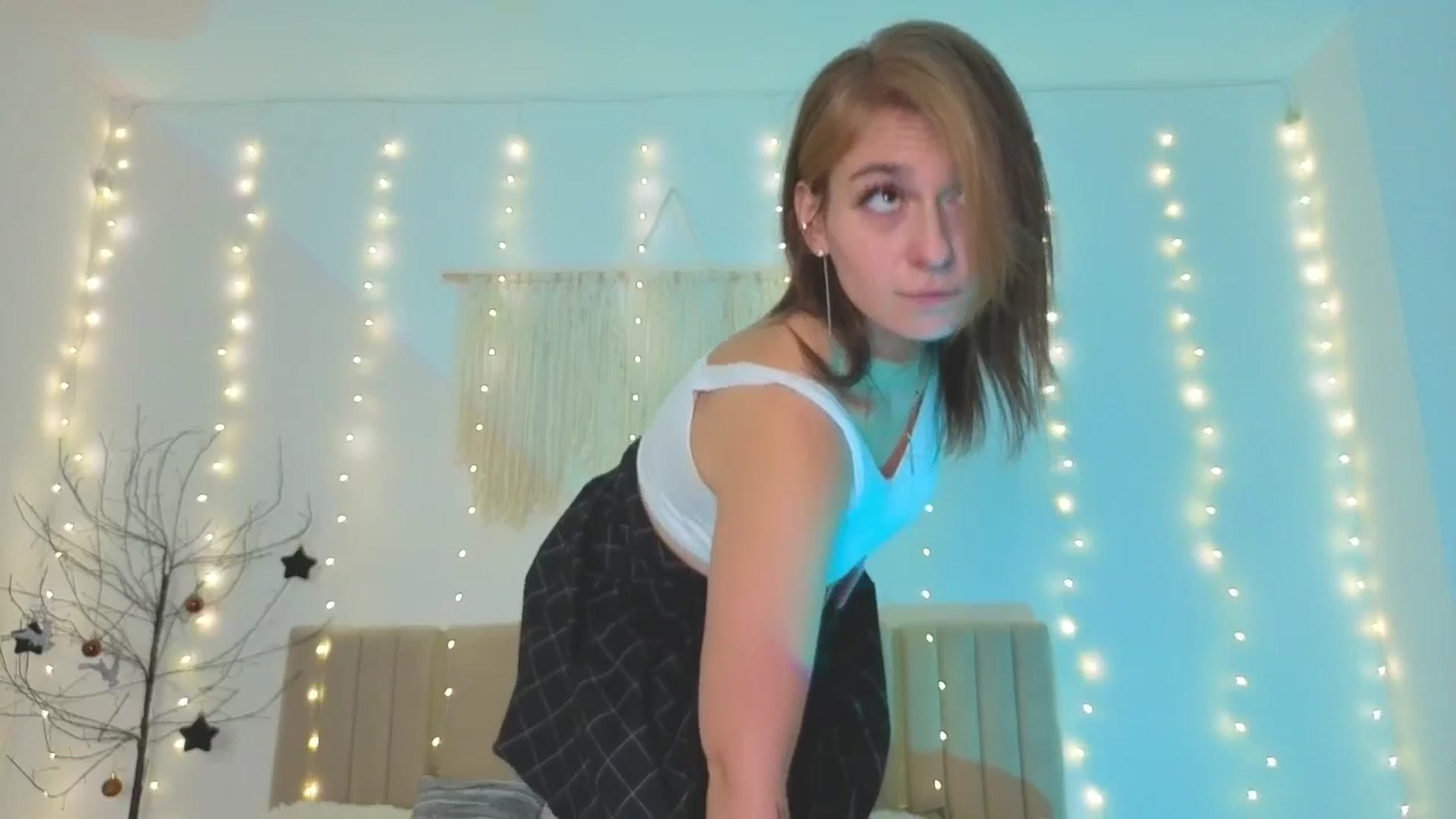 Gallery image thumbnail from M1ss_arina's myfreecams stream on, 02/05/2026, 24:01 image 19 of 20