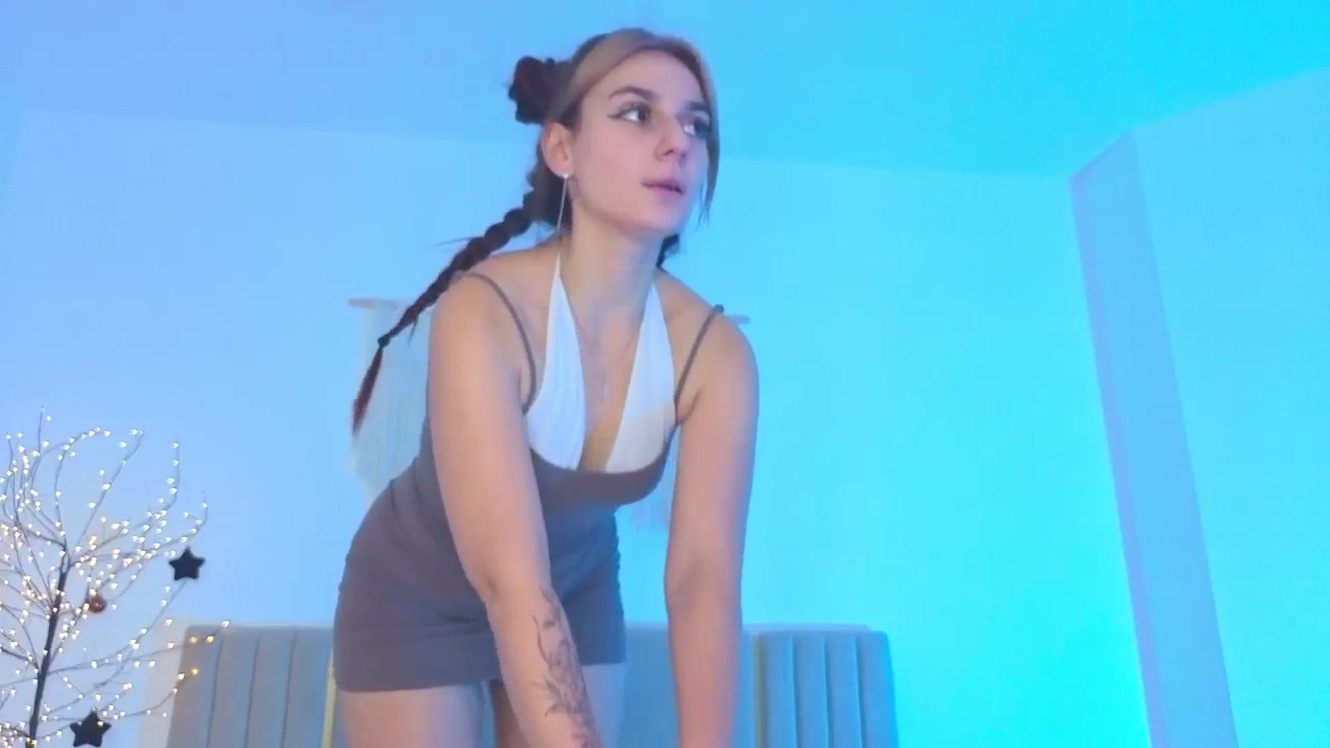 Gallery image thumbnail from M1ss_arina's myfreecams stream on, 02/11/2026, 24:46 image 3 of 20
