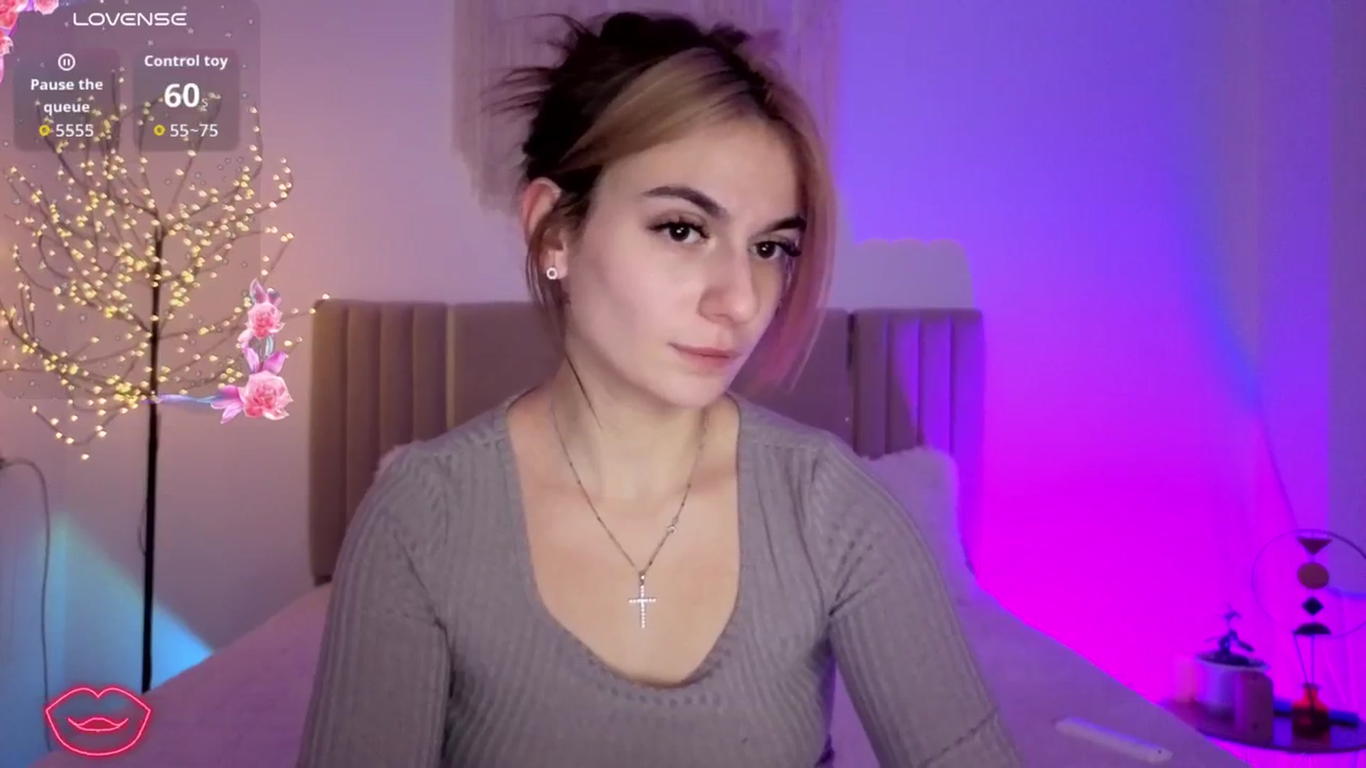 Gallery image thumbnail from M1ss_arina's myfreecams stream on, 02/18/2026, 04:29 image 14 of 20