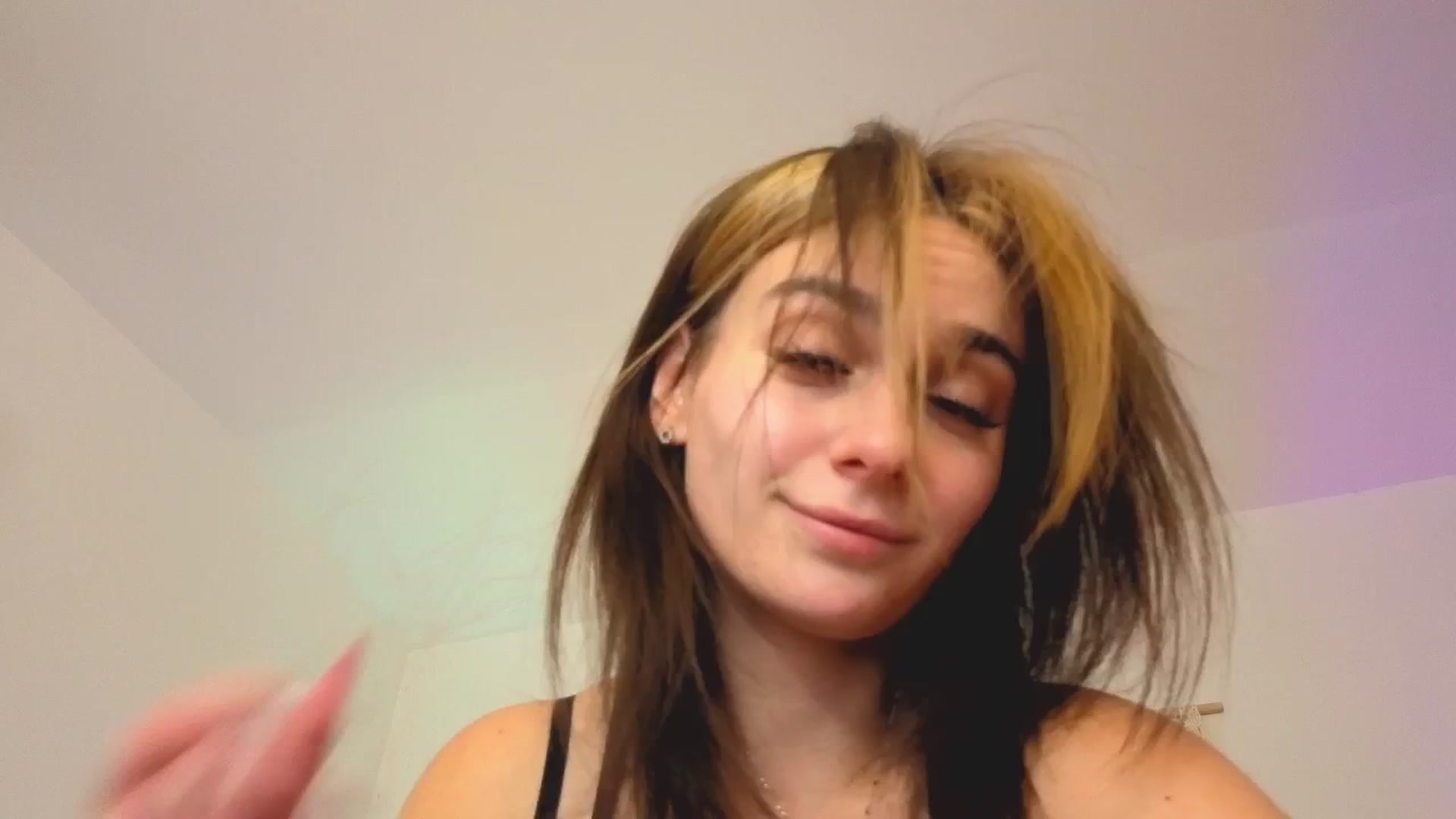 Gallery image thumbnail from M1ss_arina's myfreecams stream on, 02/20/2026, 01:25 image 13 of 20