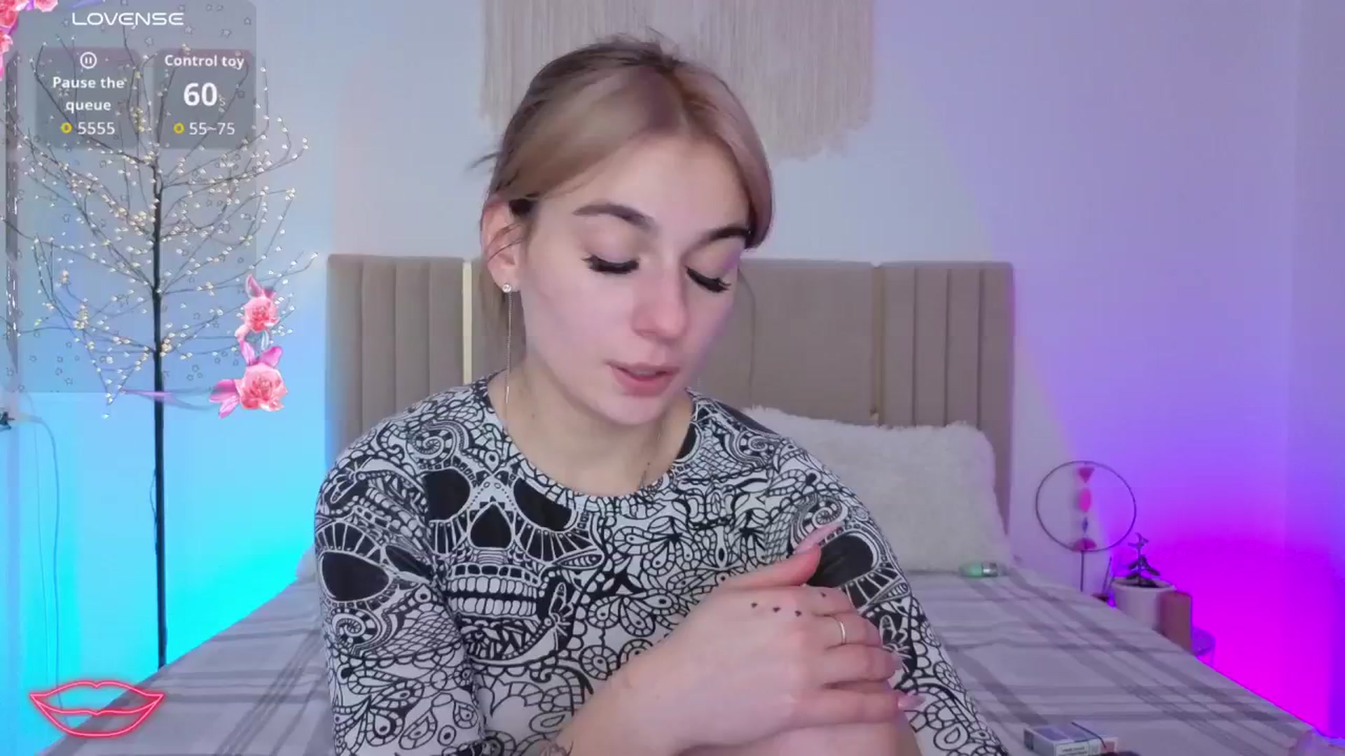 Gallery image thumbnail from M1ss_arina's myfreecams stream on, 02/24/2026, 03:38 image 16 of 20