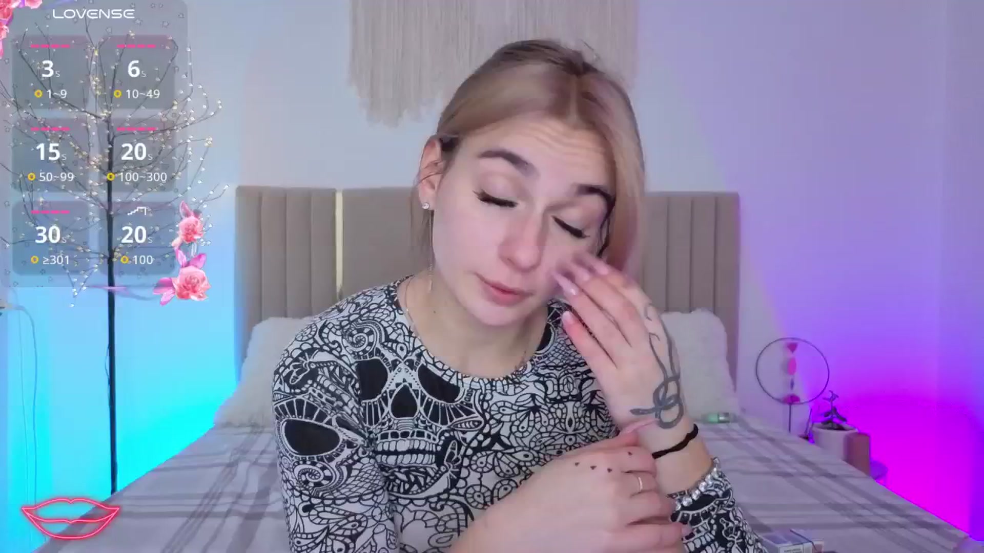 Gallery image thumbnail from M1ss_arina's myfreecams stream on, 02/24/2026, 03:38 image 12 of 20