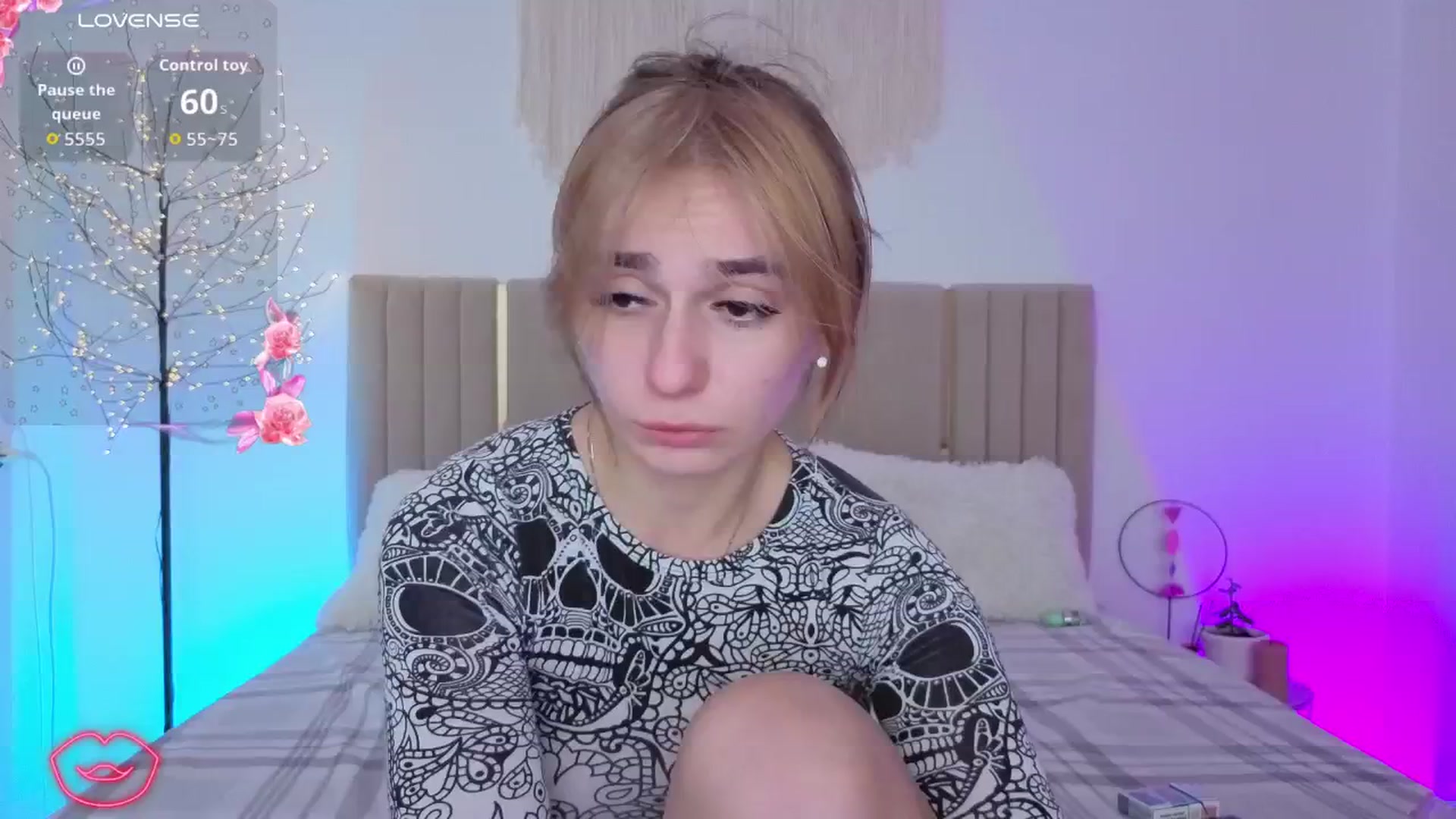 Gallery image thumbnail from M1ss_arina's myfreecams stream on, 02/24/2026, 03:38 image 6 of 20