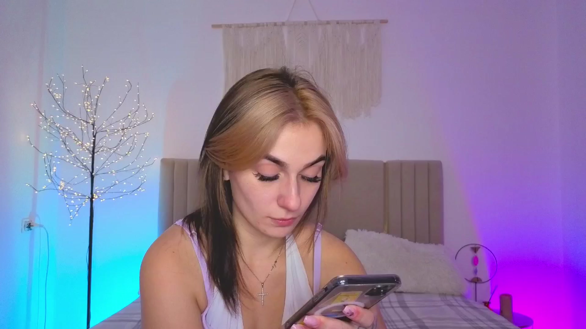 Gallery image thumbnail from M1ss_arina's myfreecams stream on, 03/01/2026, 24:09 image 20 of 20