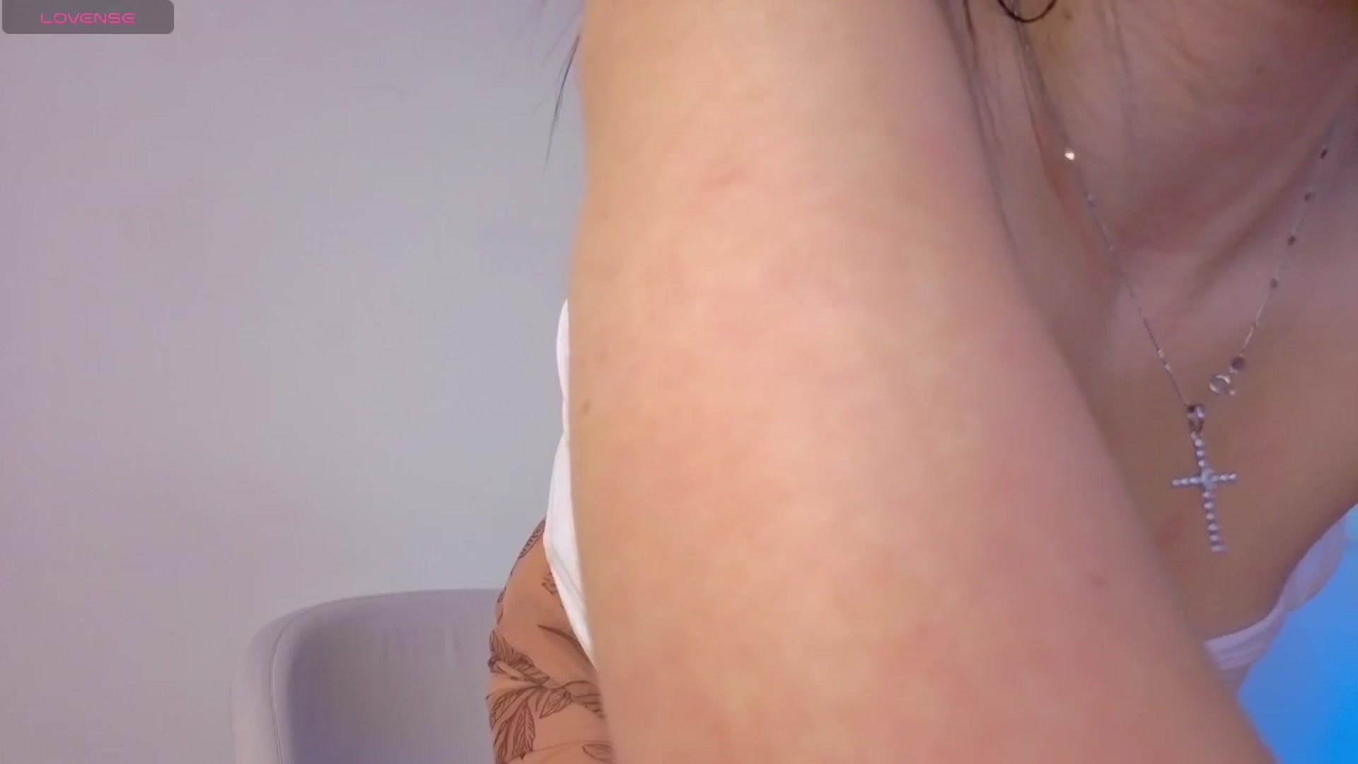 Gallery image thumbnail from M1ss_arina's myfreecams stream on, 03/05/2026, 24:26 image 19 of 20