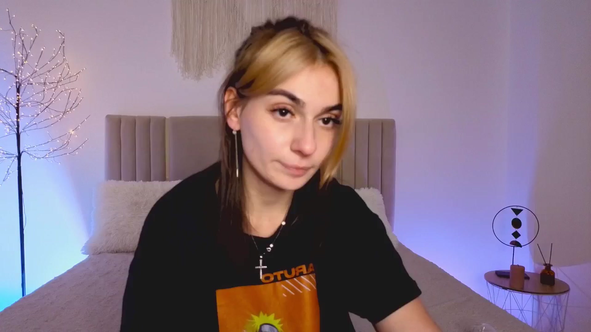 Gallery image thumbnail from M1ss_arina's myfreecams stream on, 03/15/2026, 22:48 image 16 of 20