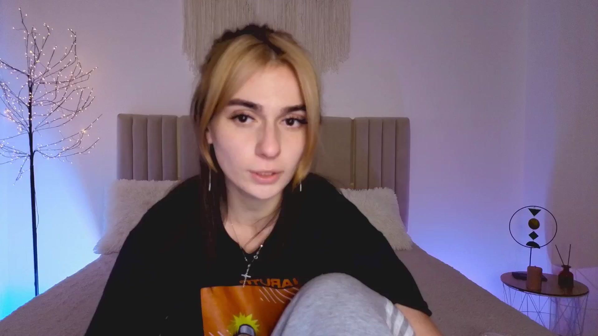 Gallery image thumbnail from M1ss_arina's myfreecams stream on, 03/15/2026, 22:48 image 4 of 20