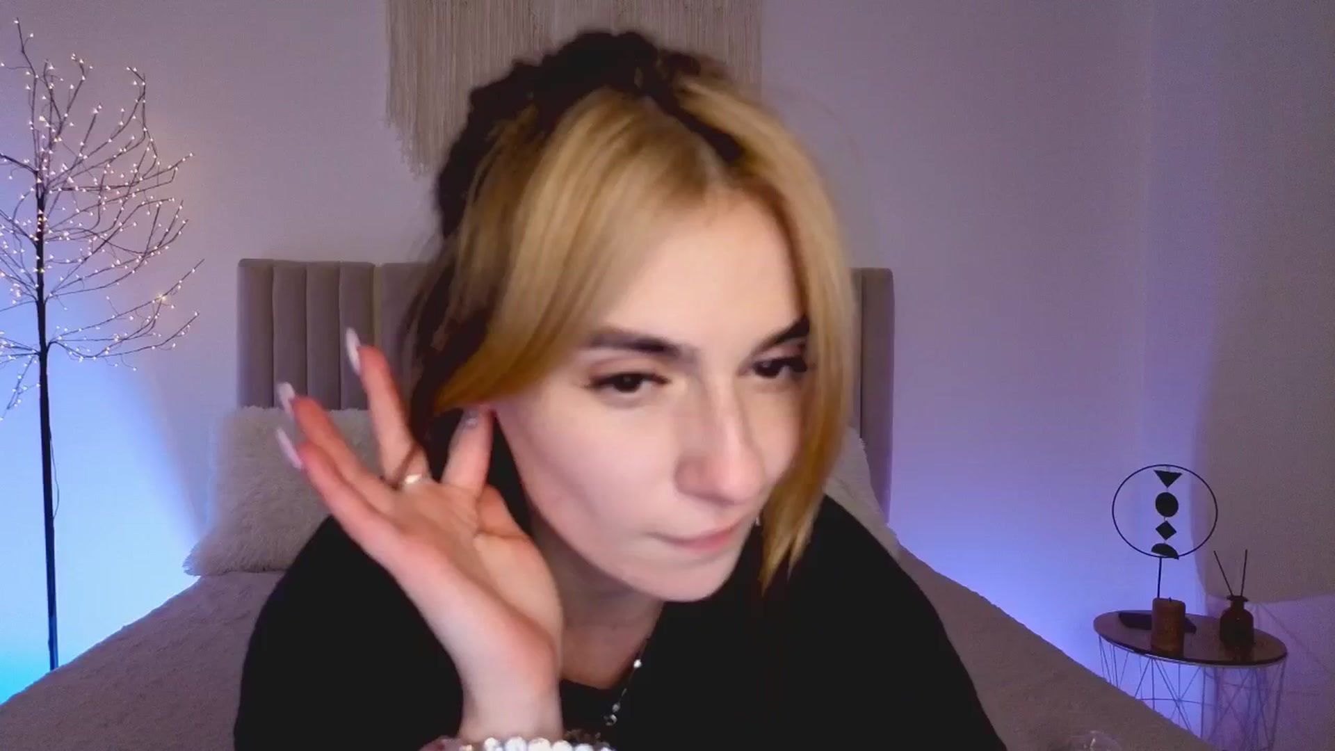 Gallery image thumbnail from M1ss_arina's myfreecams stream on, 03/15/2026, 22:48 image 18 of 20