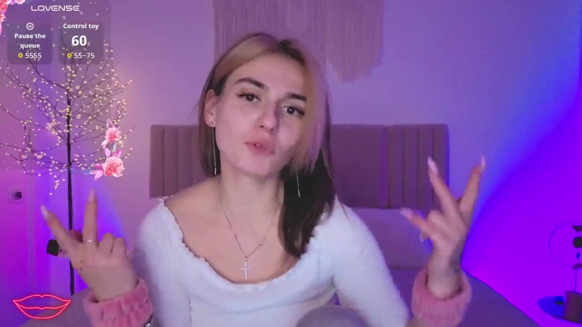 Gallery image thumbnail from M1ss_arina's myfreecams stream on, 03/17/2026, 23:35 image 17 of 20