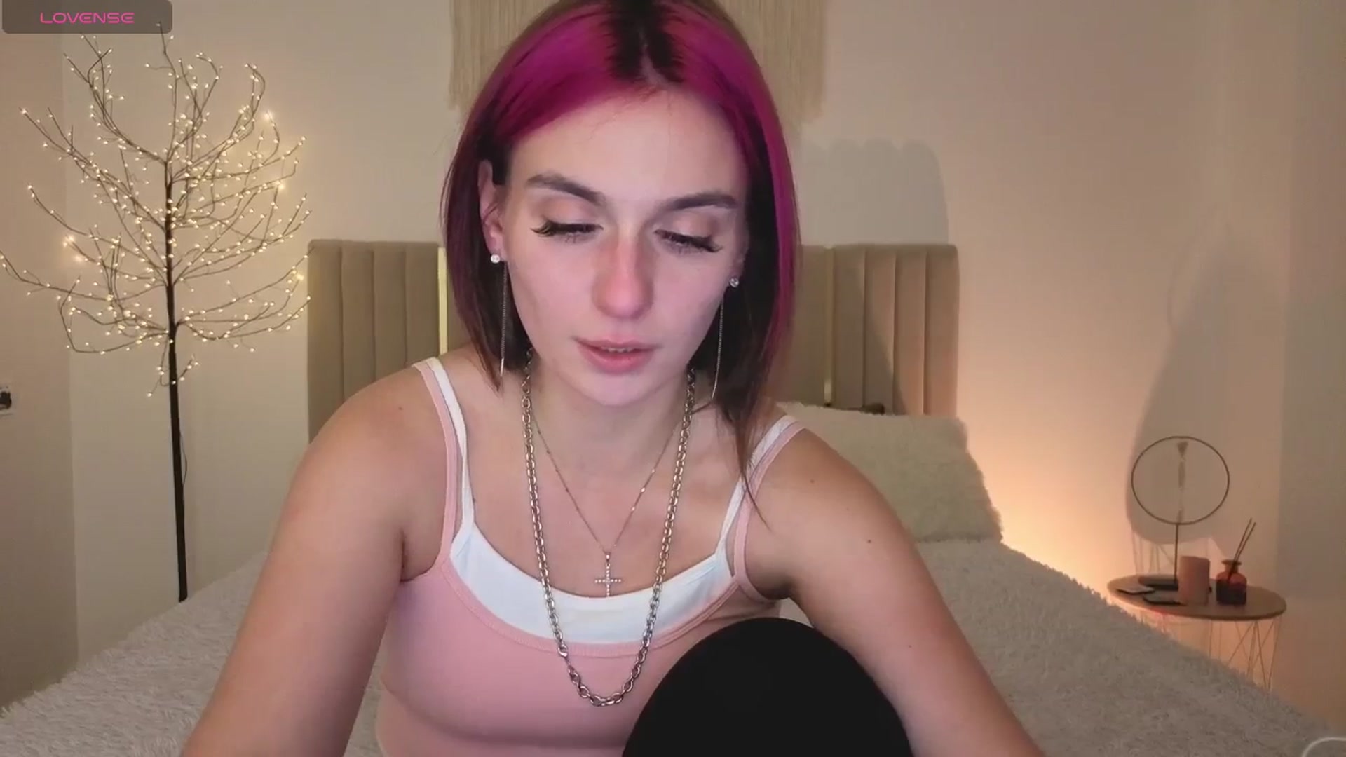 Gallery image thumbnail from M1ss_arina's myfreecams stream on, 04/05/2026, 22:26 image 3 of 20