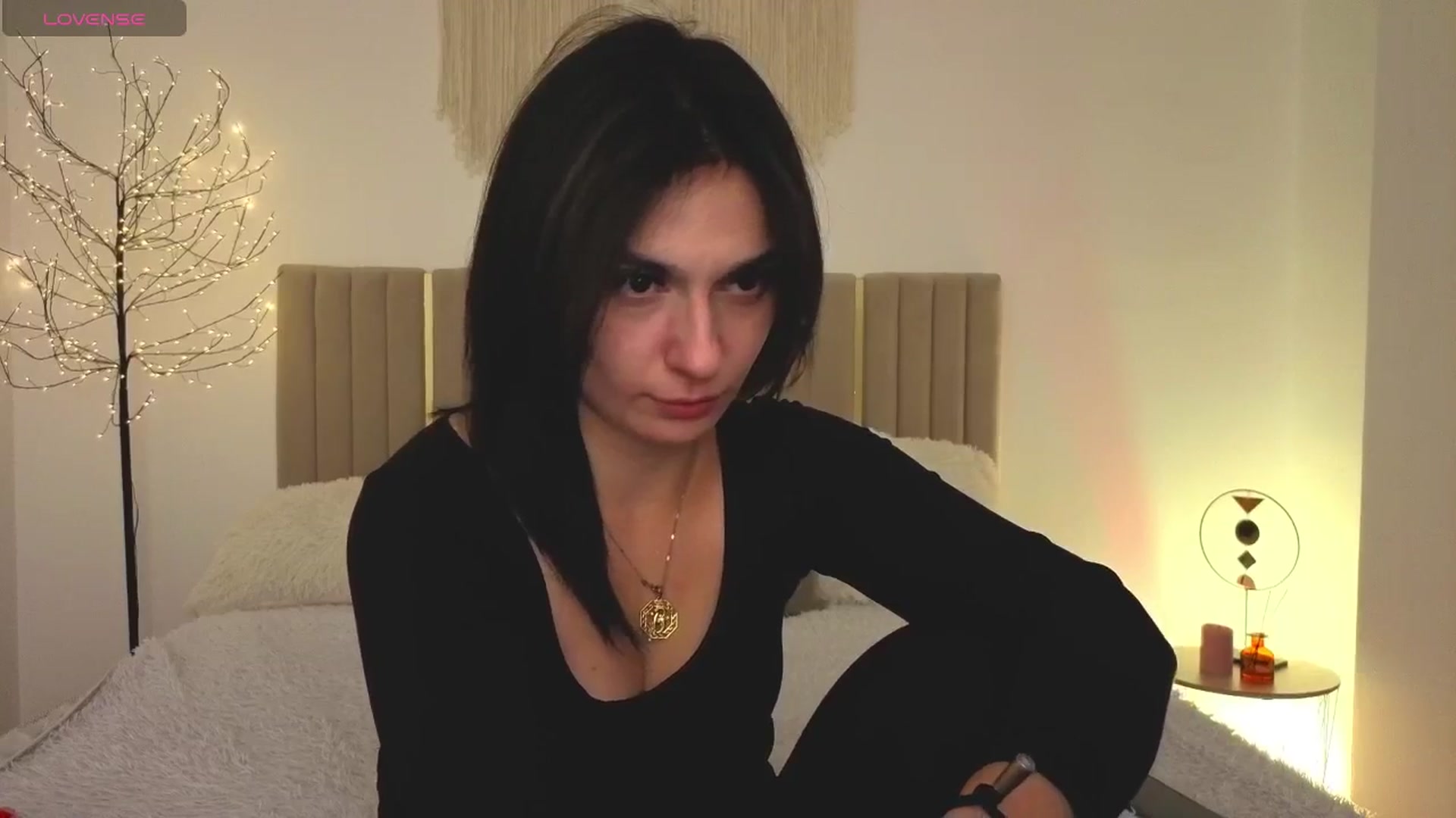 Gallery image thumbnail from M1ss_arina's myfreecams stream on, 04/17/2026, 23:56 image 2 of 20