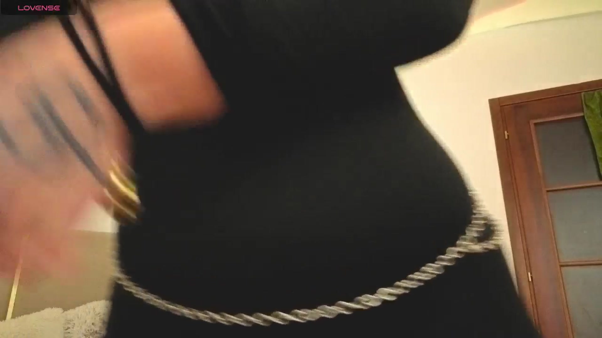 Gallery image thumbnail from M1ss_arina's myfreecams stream on, 04/17/2026, 23:56 image 3 of 20