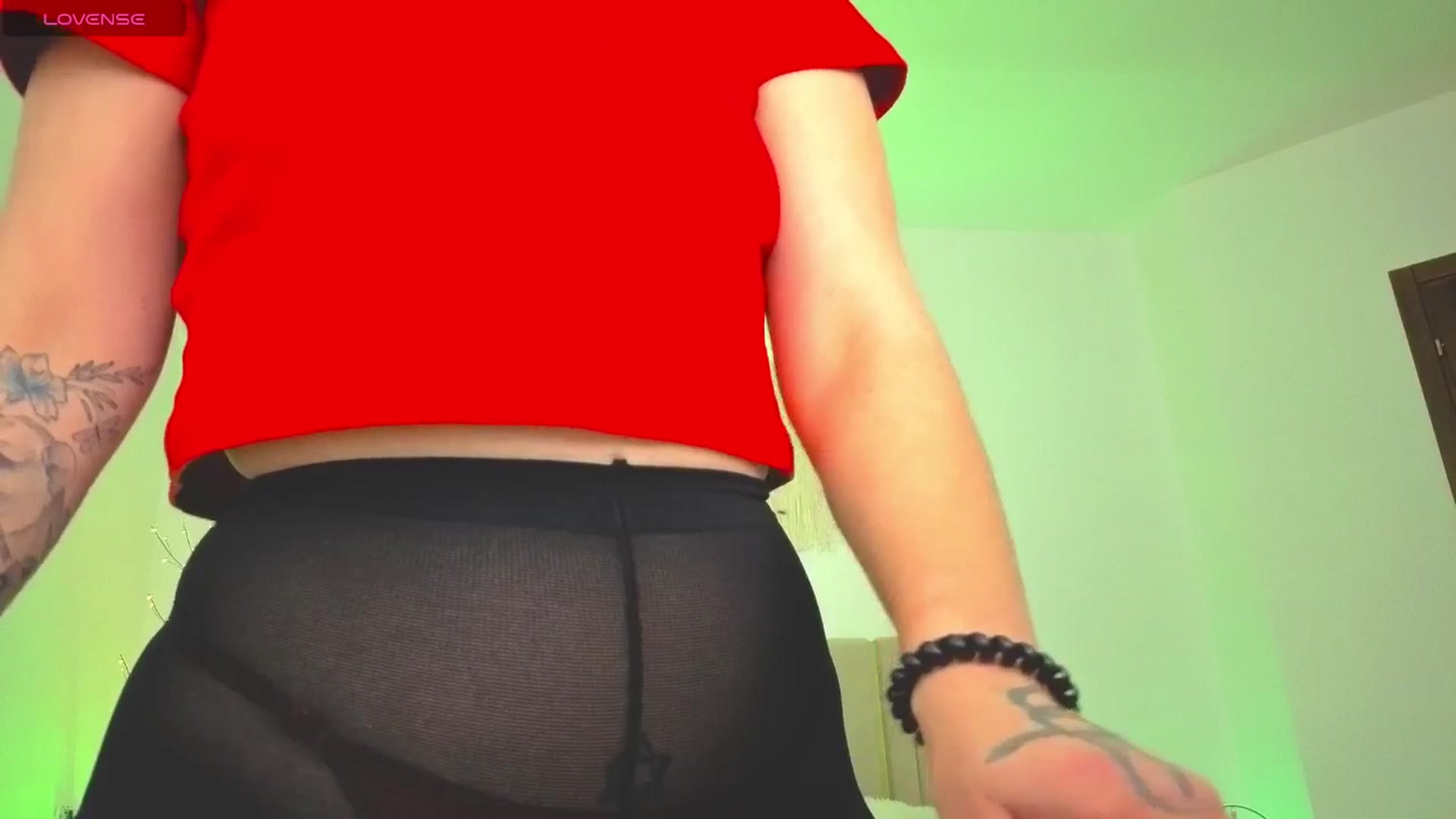 Gallery image thumbnail from M1ss_arina's myfreecams stream on, 04/23/2026, 23:24 image 8 of 20