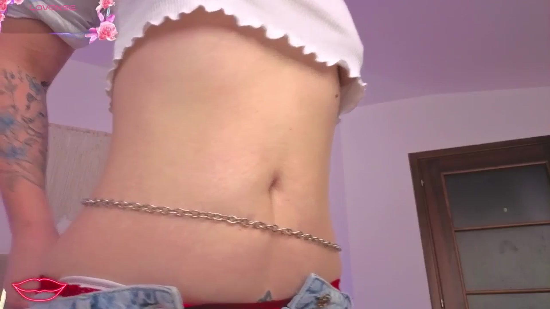 Gallery image thumbnail from M1ss_arina's myfreecams stream on, 04/25/2026, 23:47 image 15 of 20