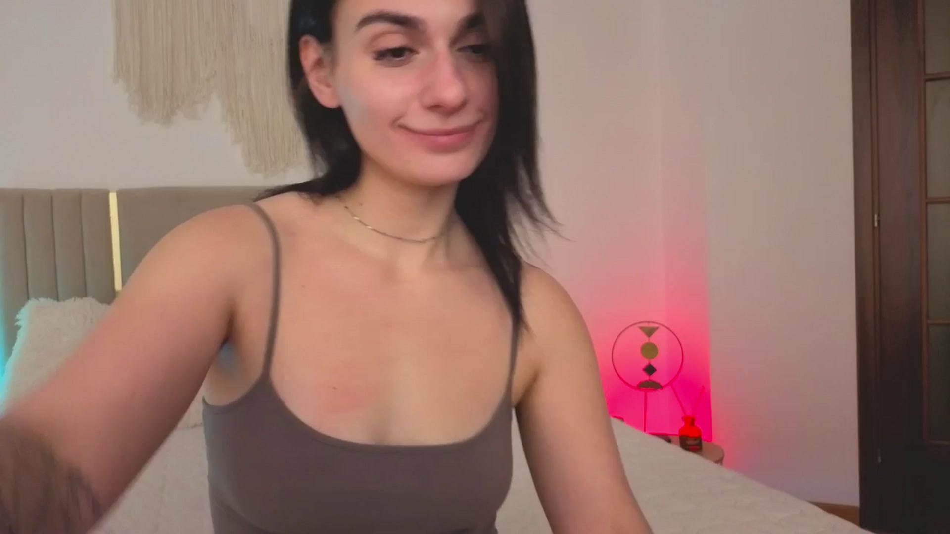Gallery image thumbnail from M1ss_arina's myfreecams stream on, 04/30/2026, 03:32 image 5 of 20