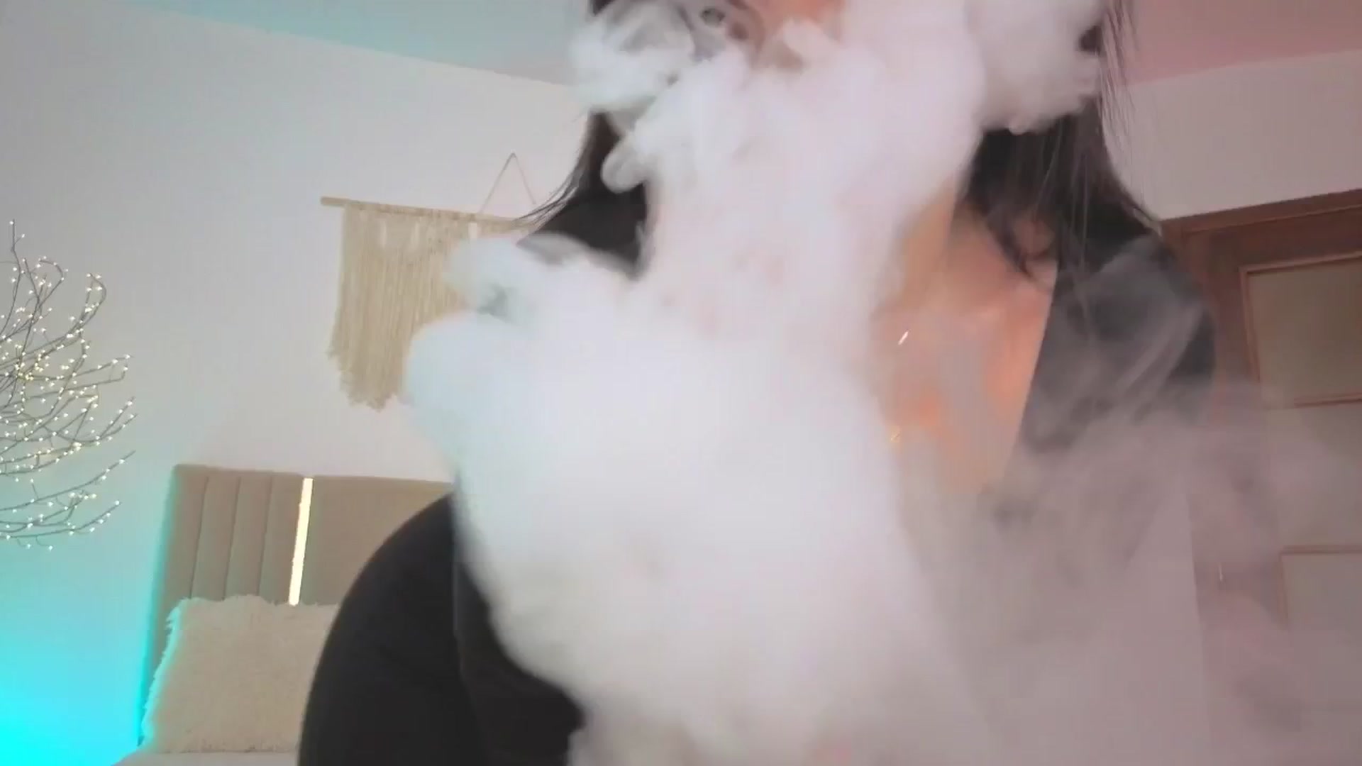 Gallery image thumbnail from M1ss_arina's myfreecams stream on, 04/30/2026, 08:06 image 12 of 20