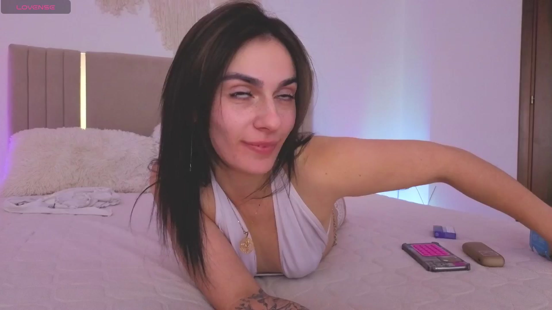 Gallery image thumbnail from M1ss_arina's myfreecams stream on, 05/03/2026, 24:05 image 5 of 20