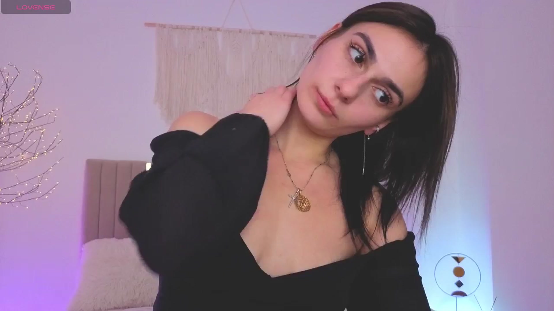 Gallery image thumbnail from M1ss_arina's myfreecams stream on, 05/03/2026, 24:05 image 14 of 20
